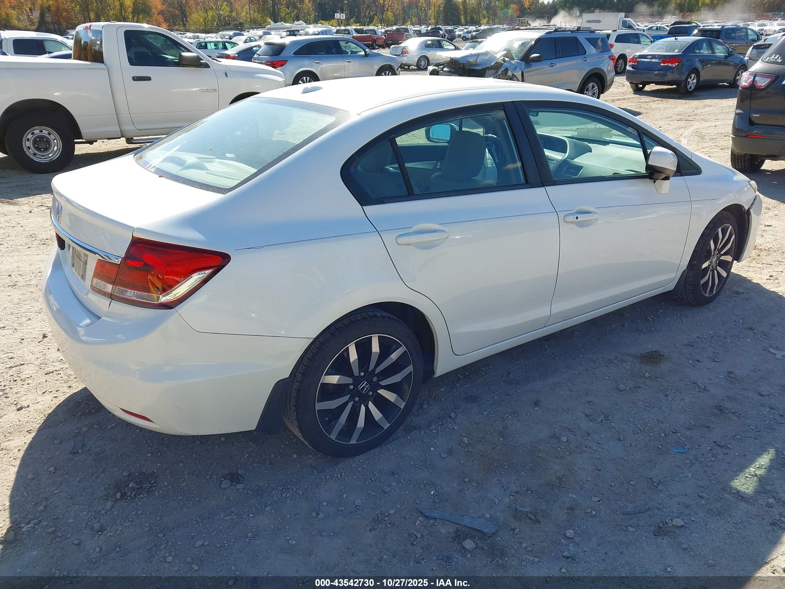HONDA CIVIC image 4