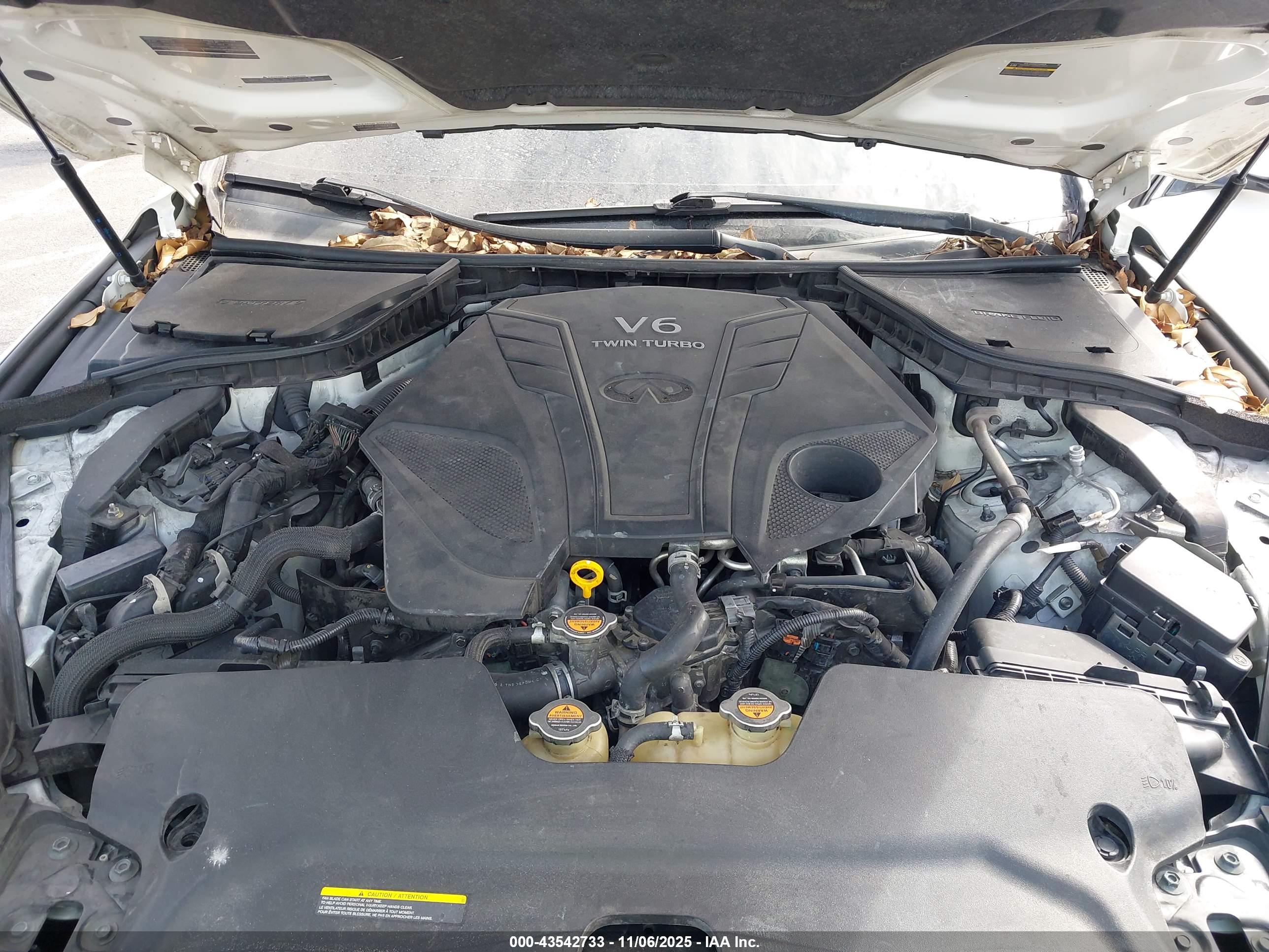 INFINITI Q50 image 10