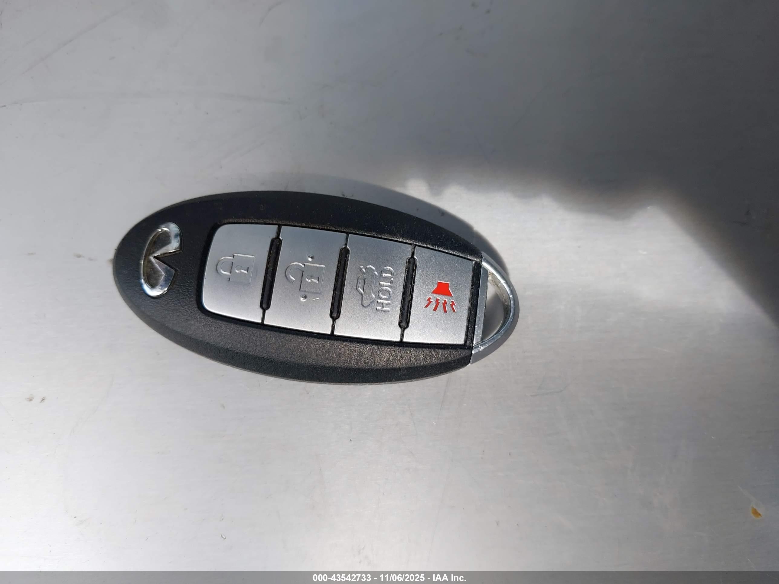 INFINITI Q50 image 11