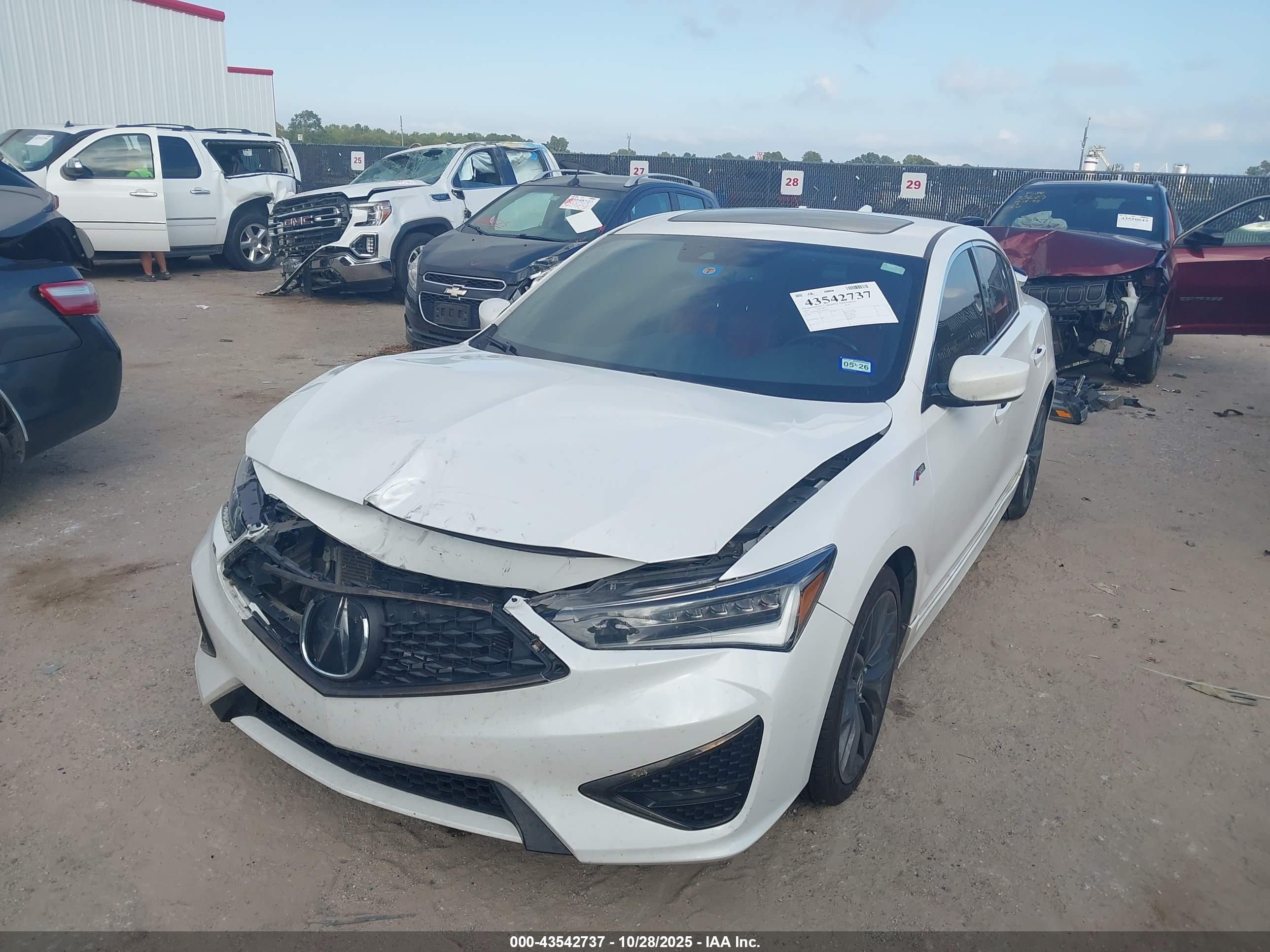 ACURA ILX image 2