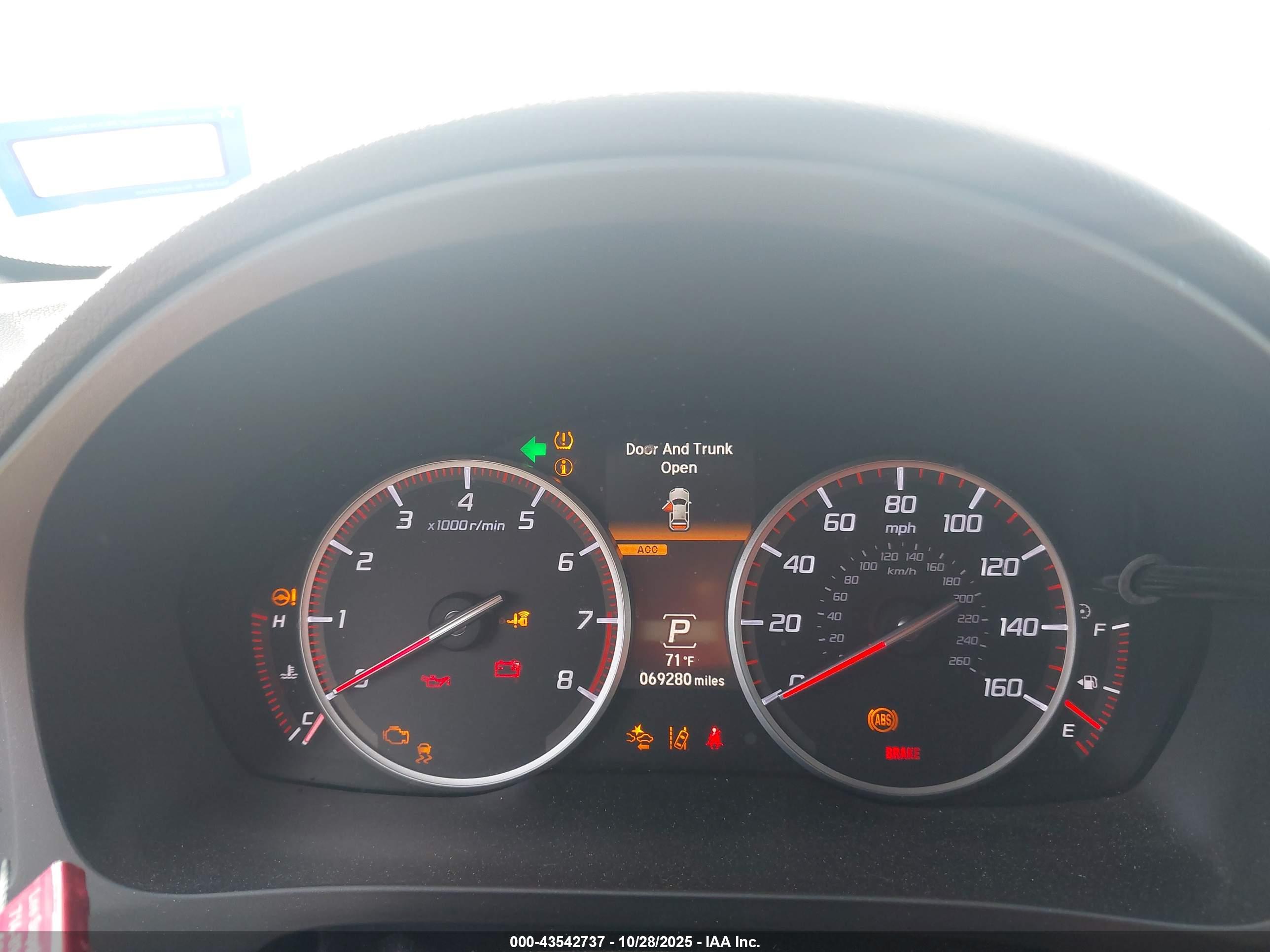 ACURA ILX image 7