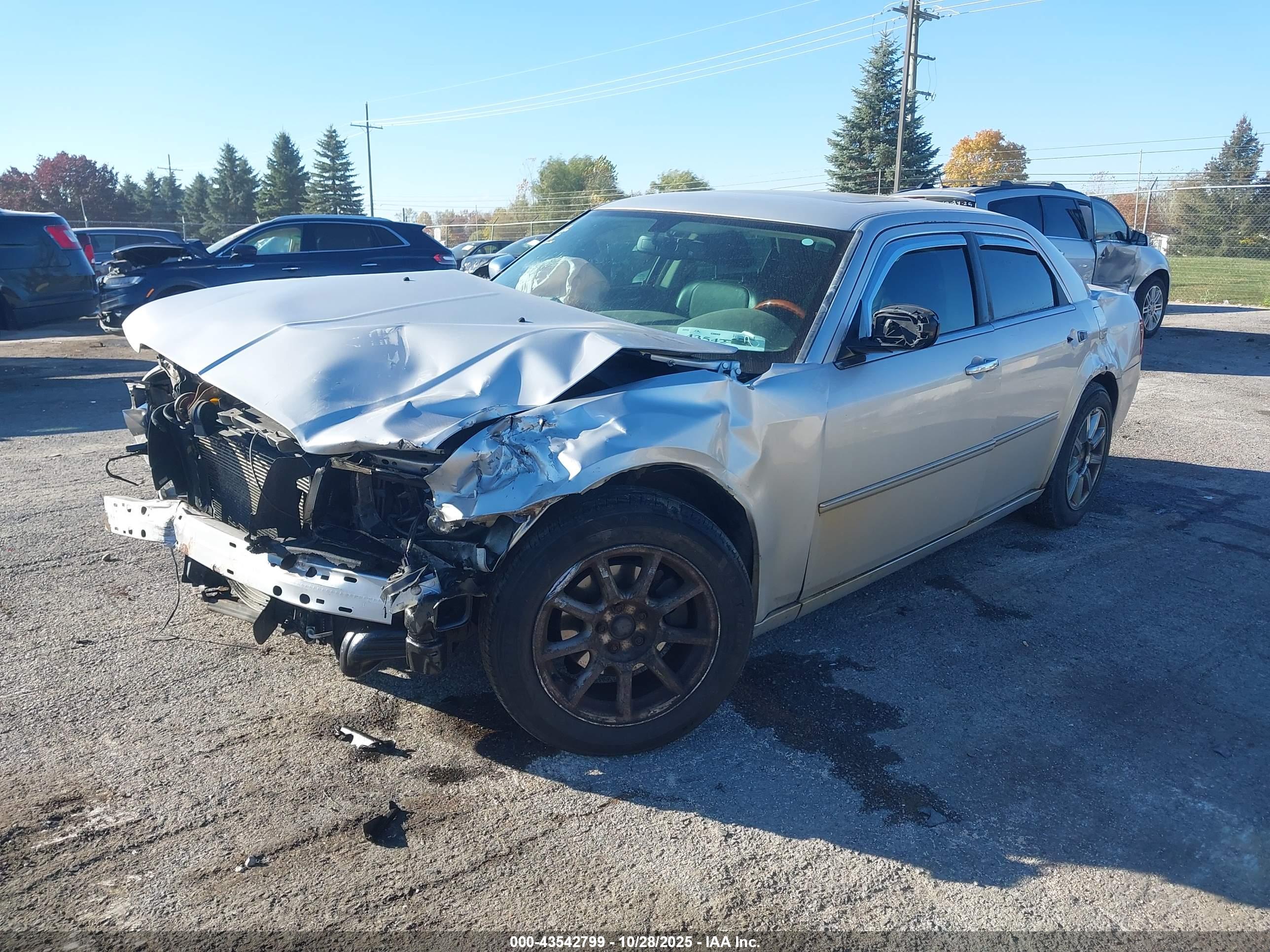 CHRYSLER 300 image 2