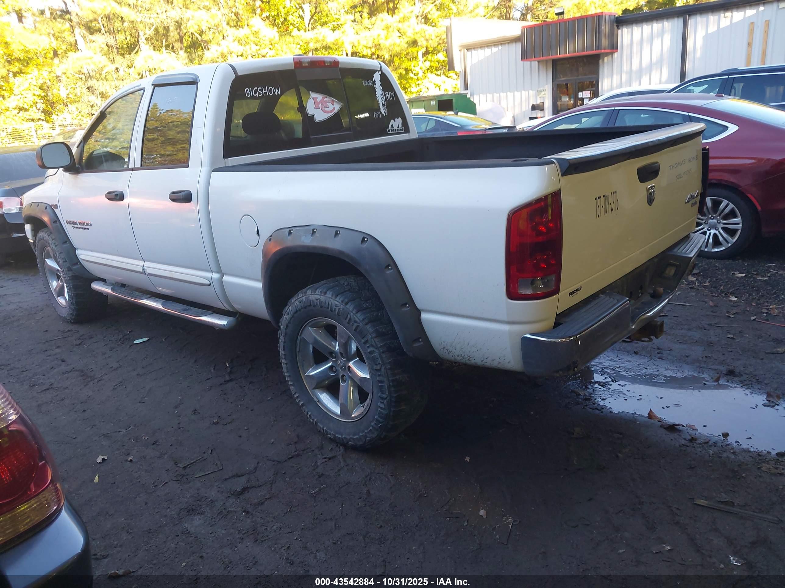 DODGE RAM image 3