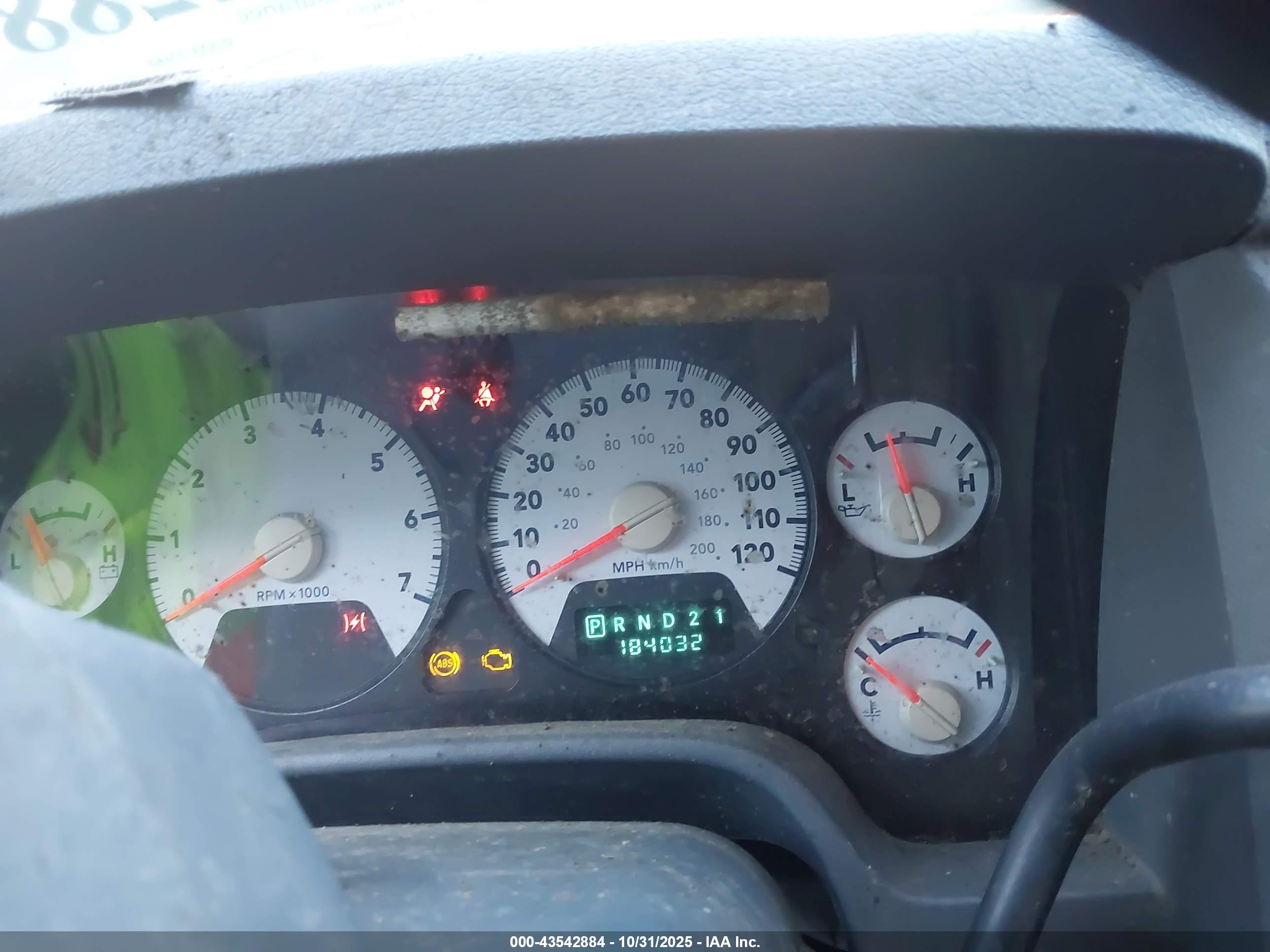 DODGE RAM image 7