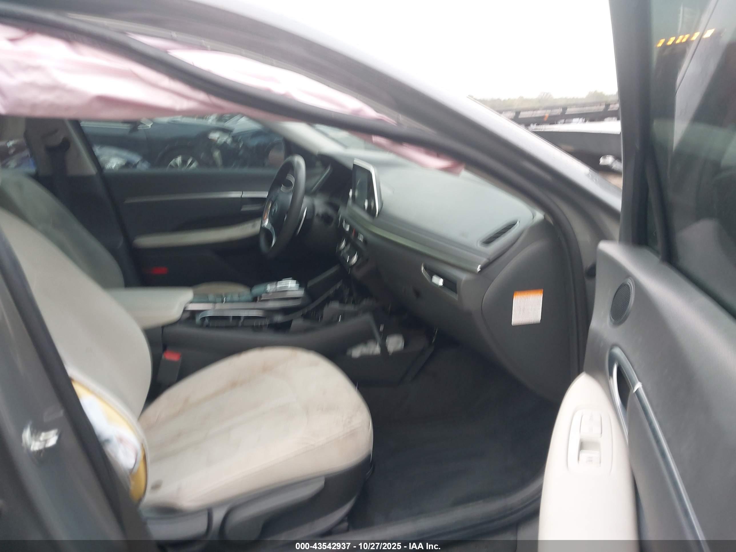HYUNDAI SONATA image 5