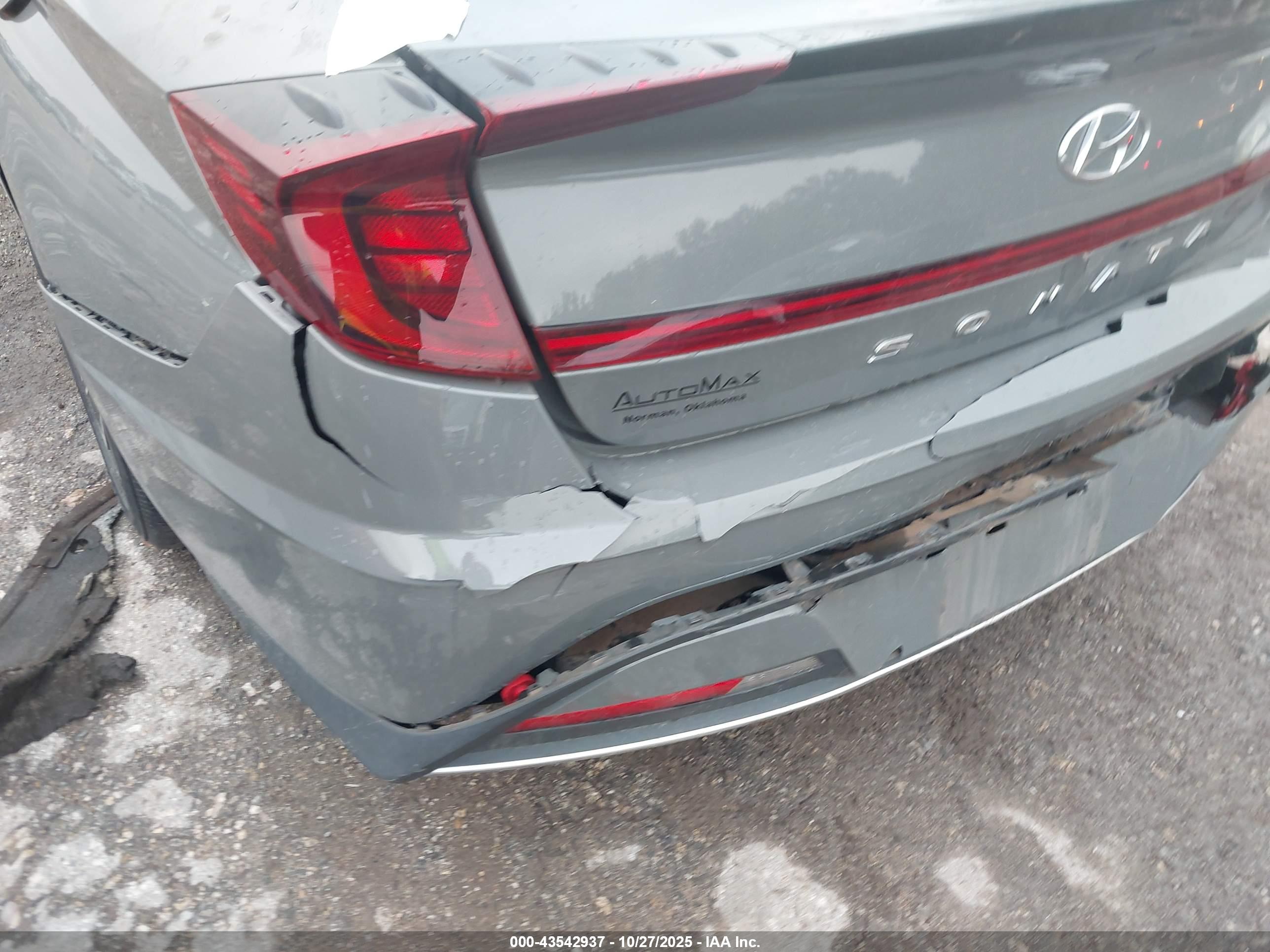 HYUNDAI SONATA image 6