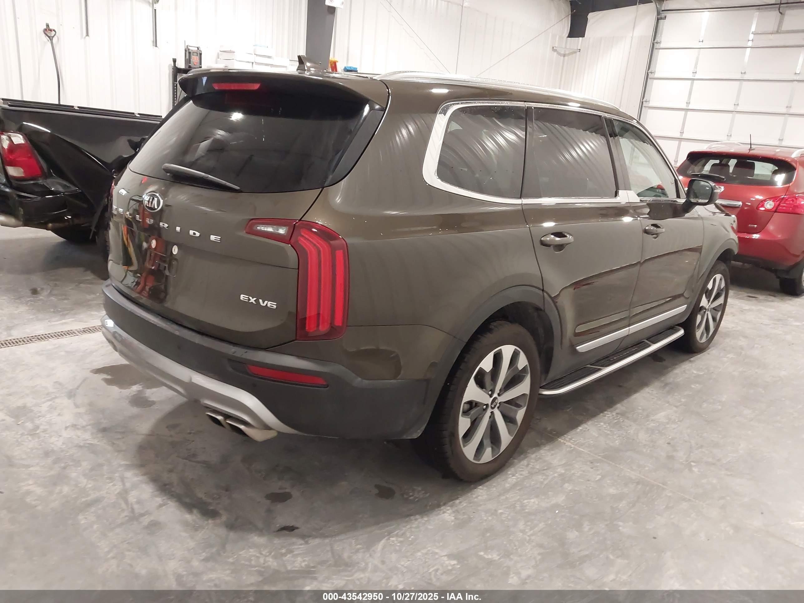 KIA TELLURIDE image 4