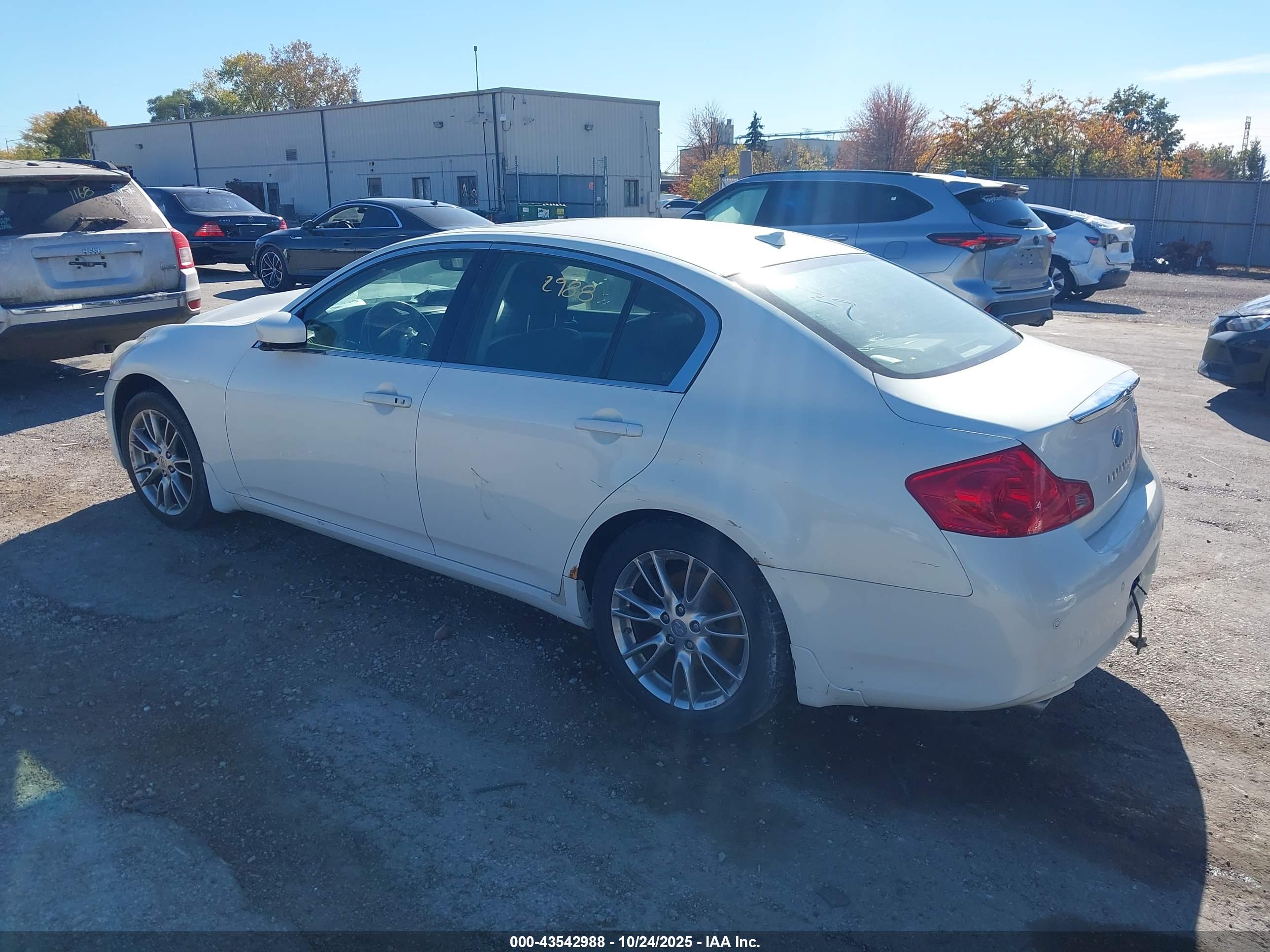 INFINITI G37X image 3