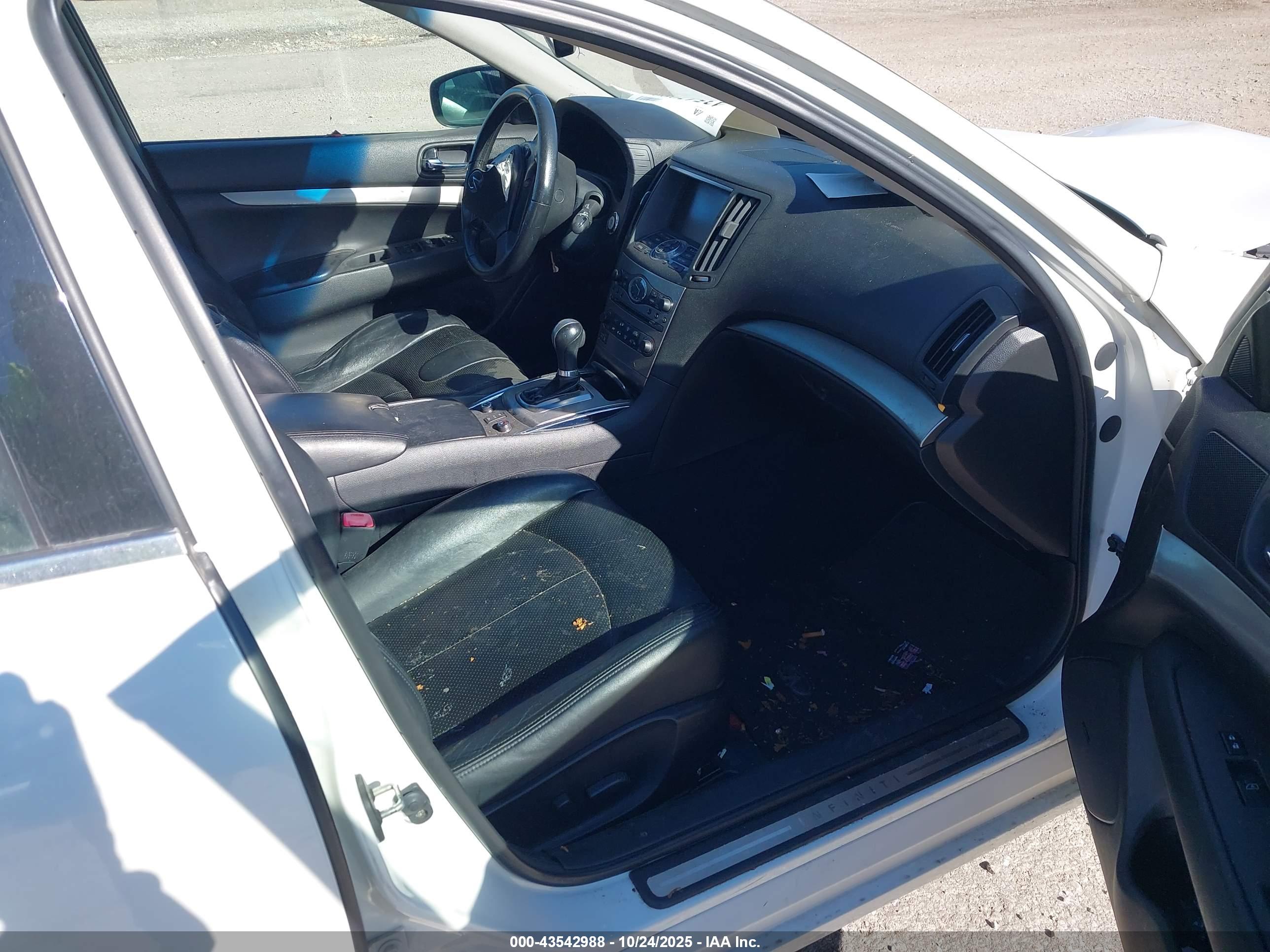 INFINITI G37X image 5