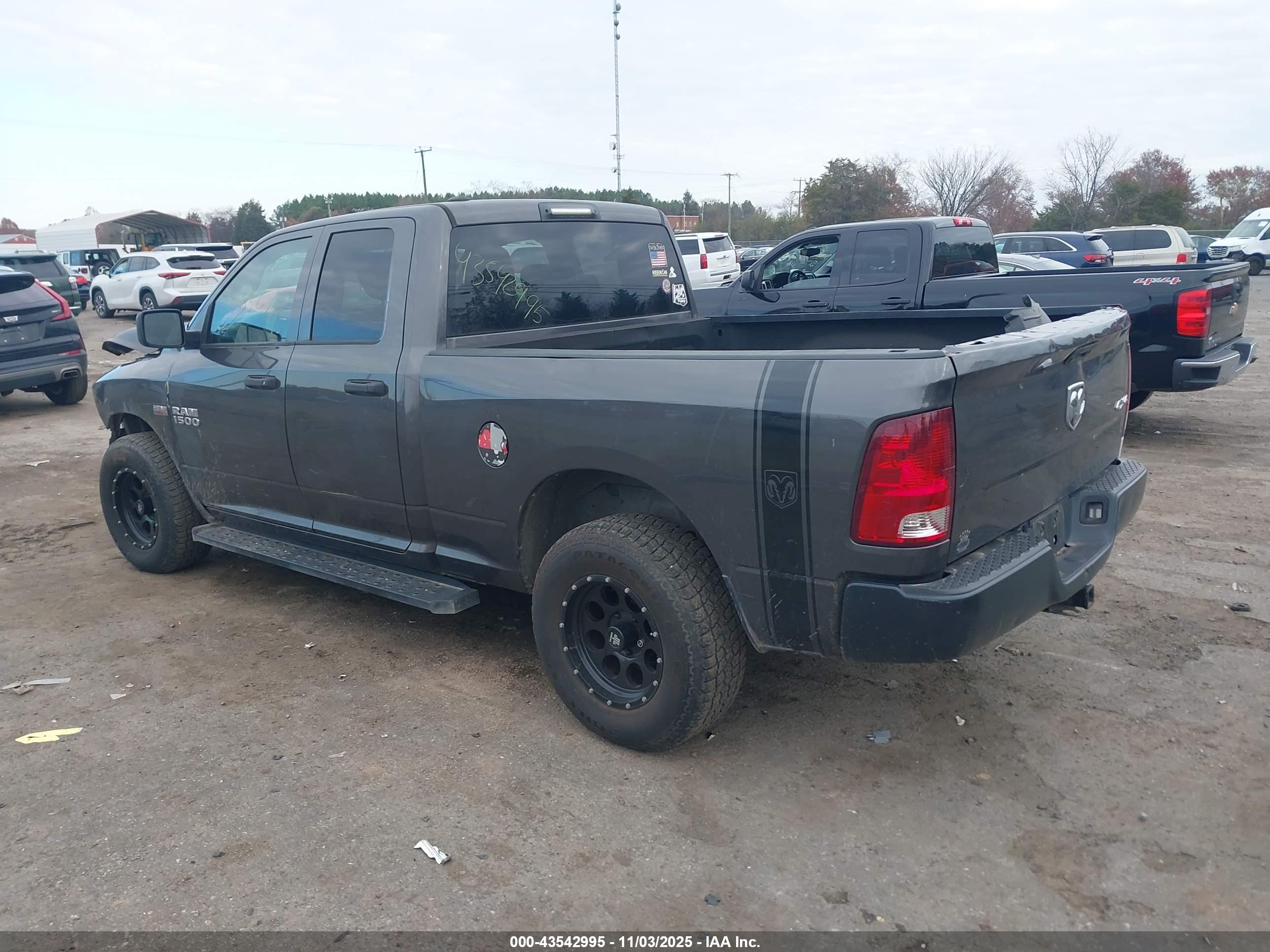 RAM 1500 image 3