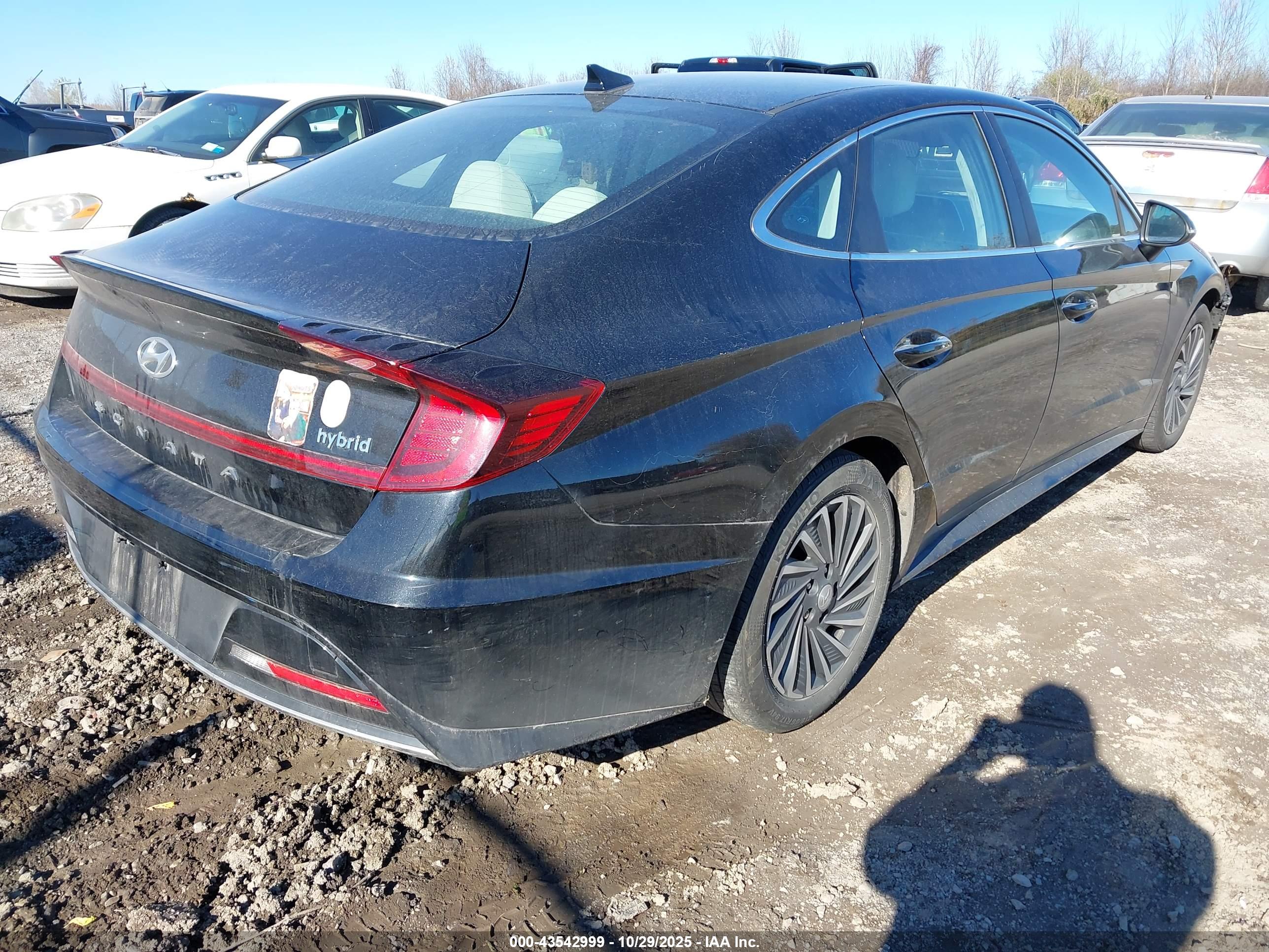 HYUNDAI SONATA image 4