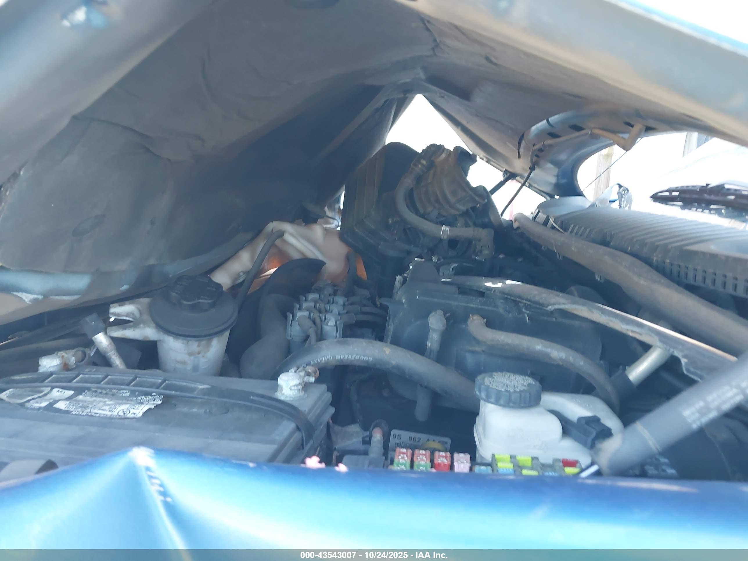 FORD EXPLORER image 10