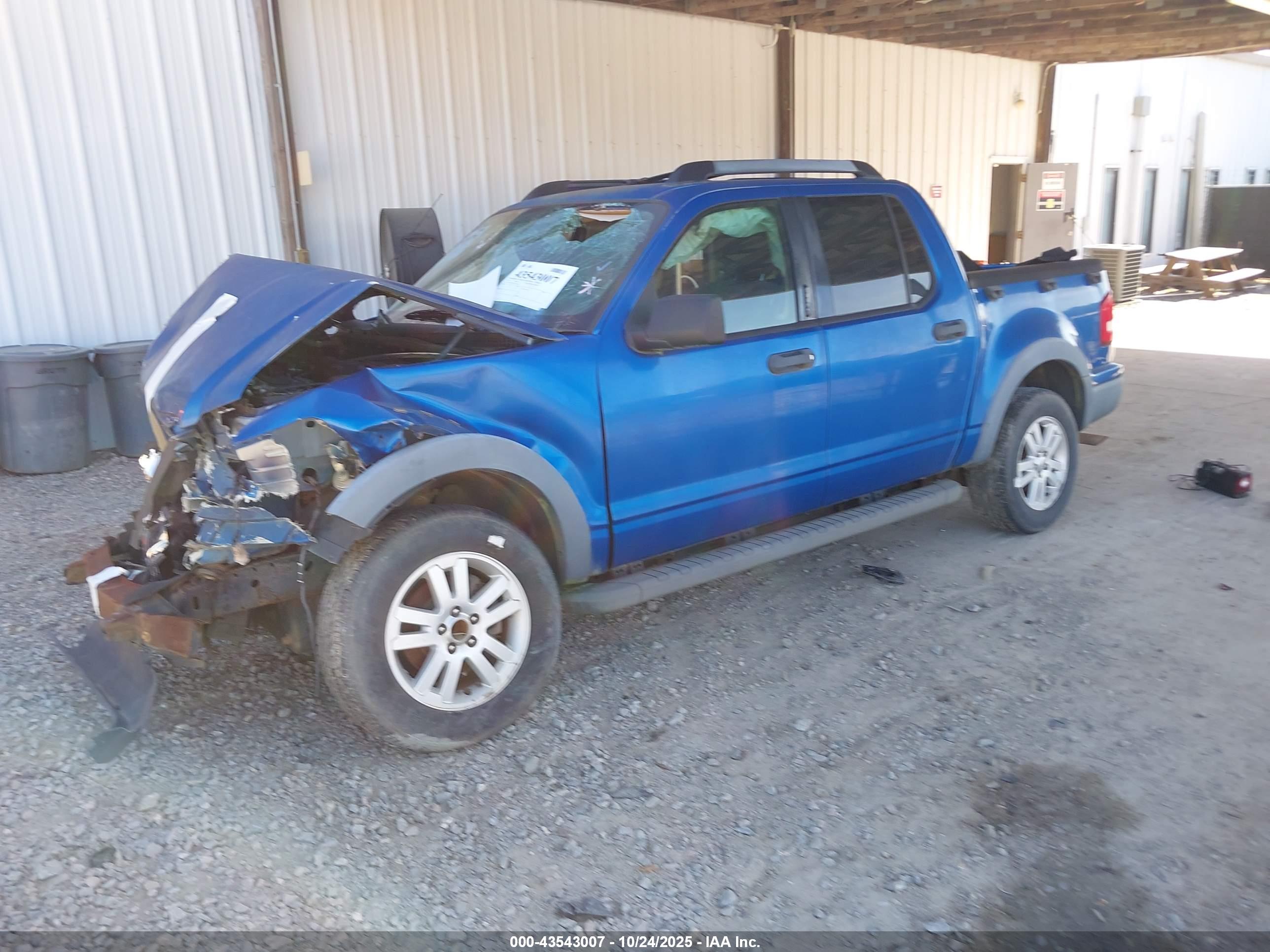 FORD EXPLORER image 2