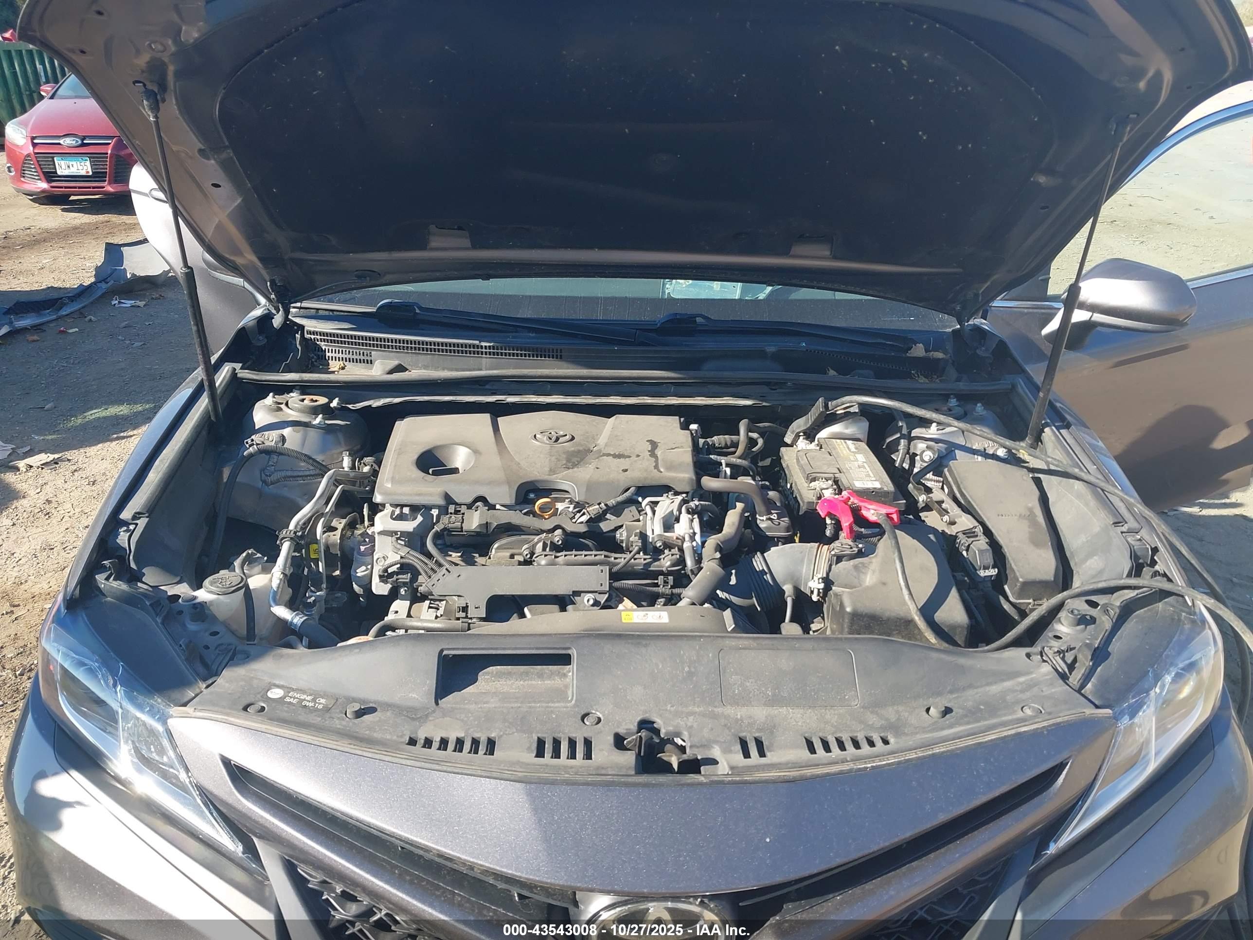 TOYOTA CAMRY image 10