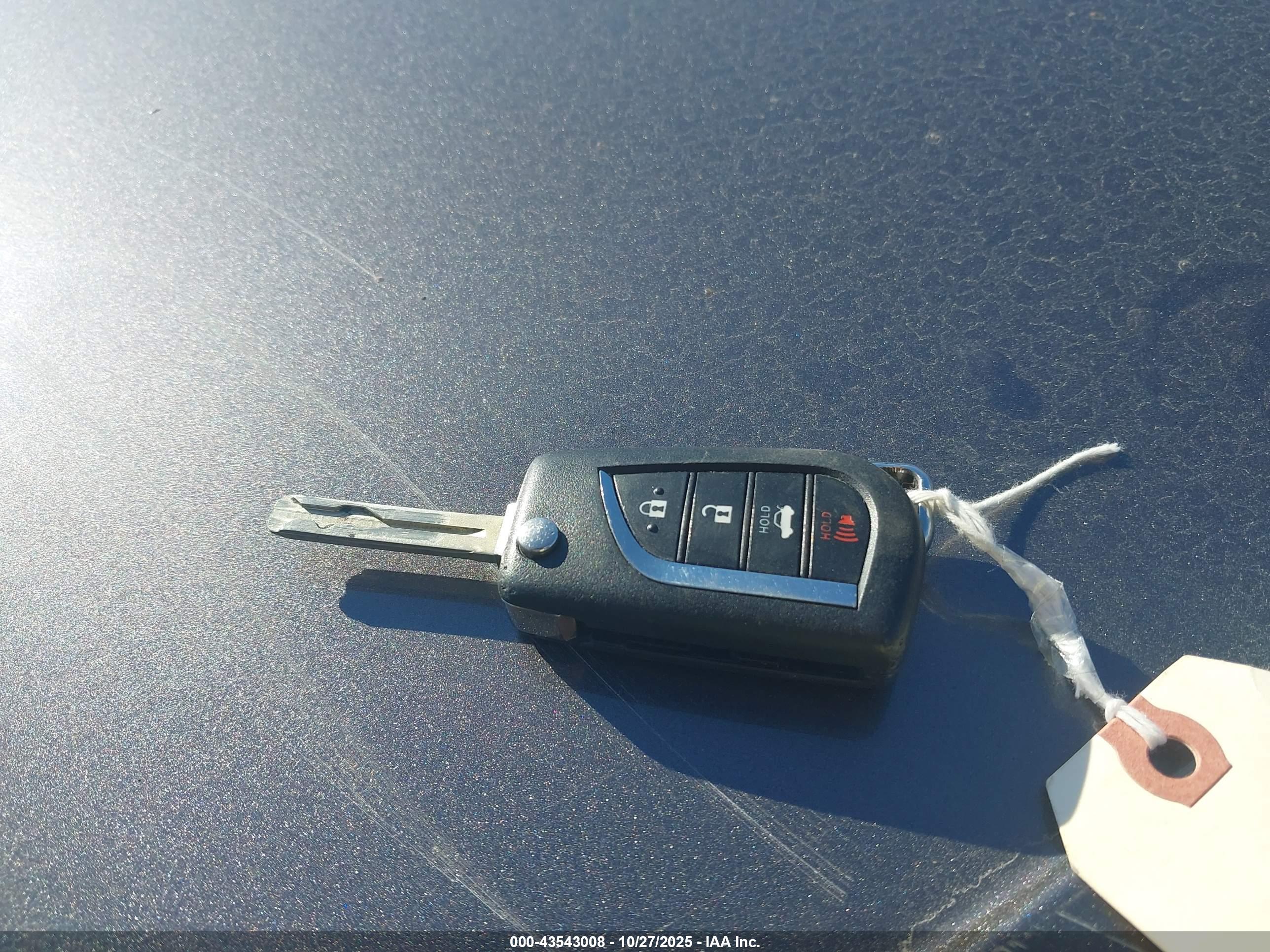TOYOTA CAMRY image 11