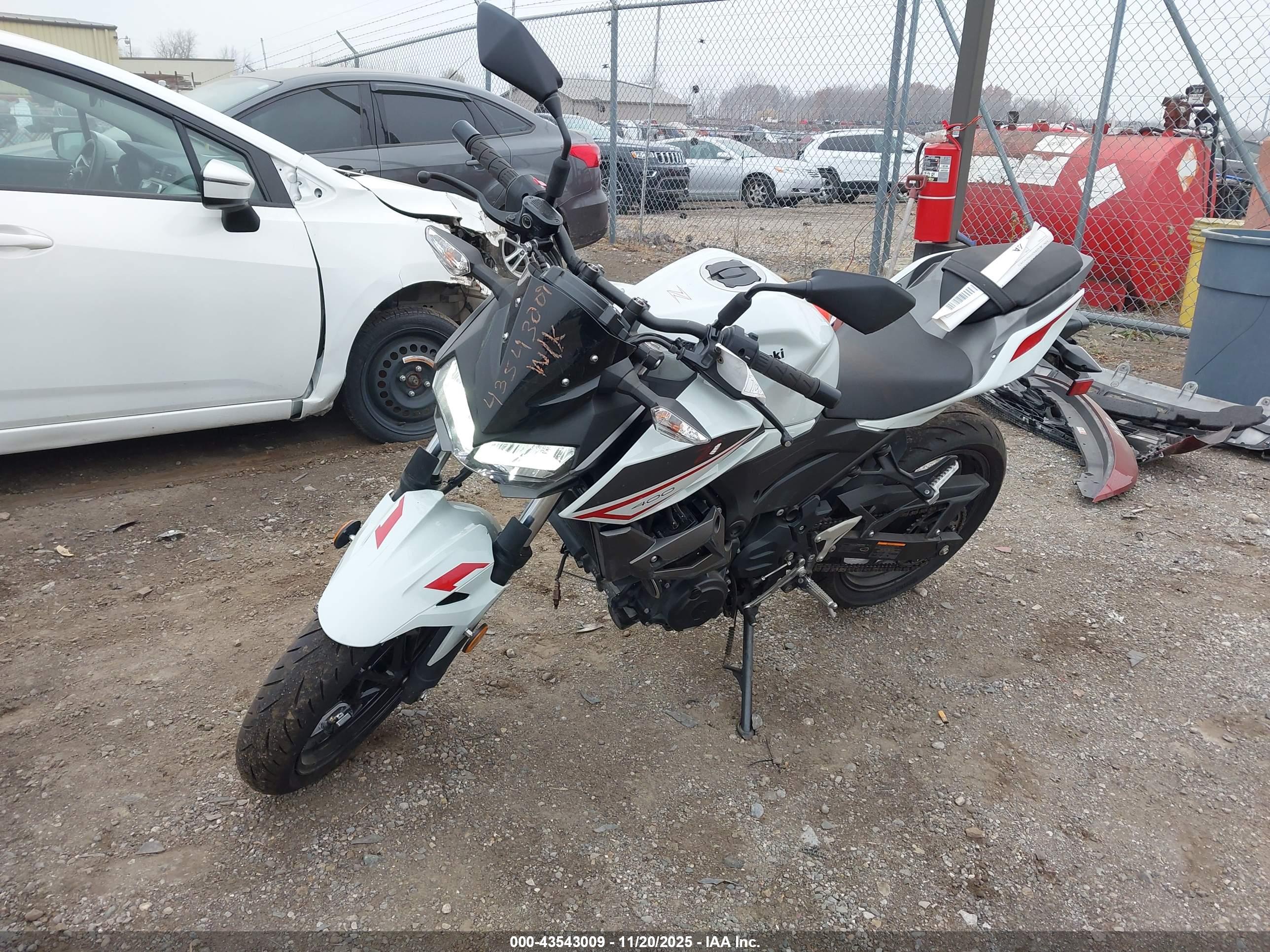 KAWASAKI ER400 image 2
