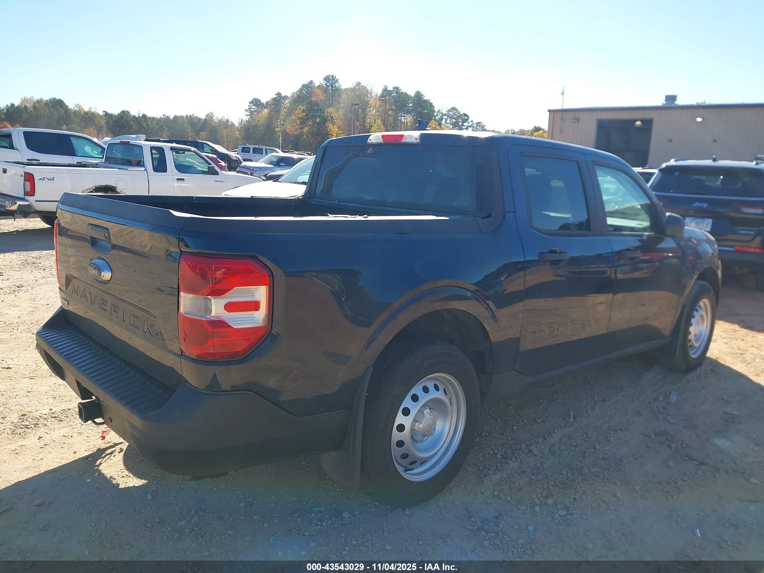 FORD MAVERICK image 4