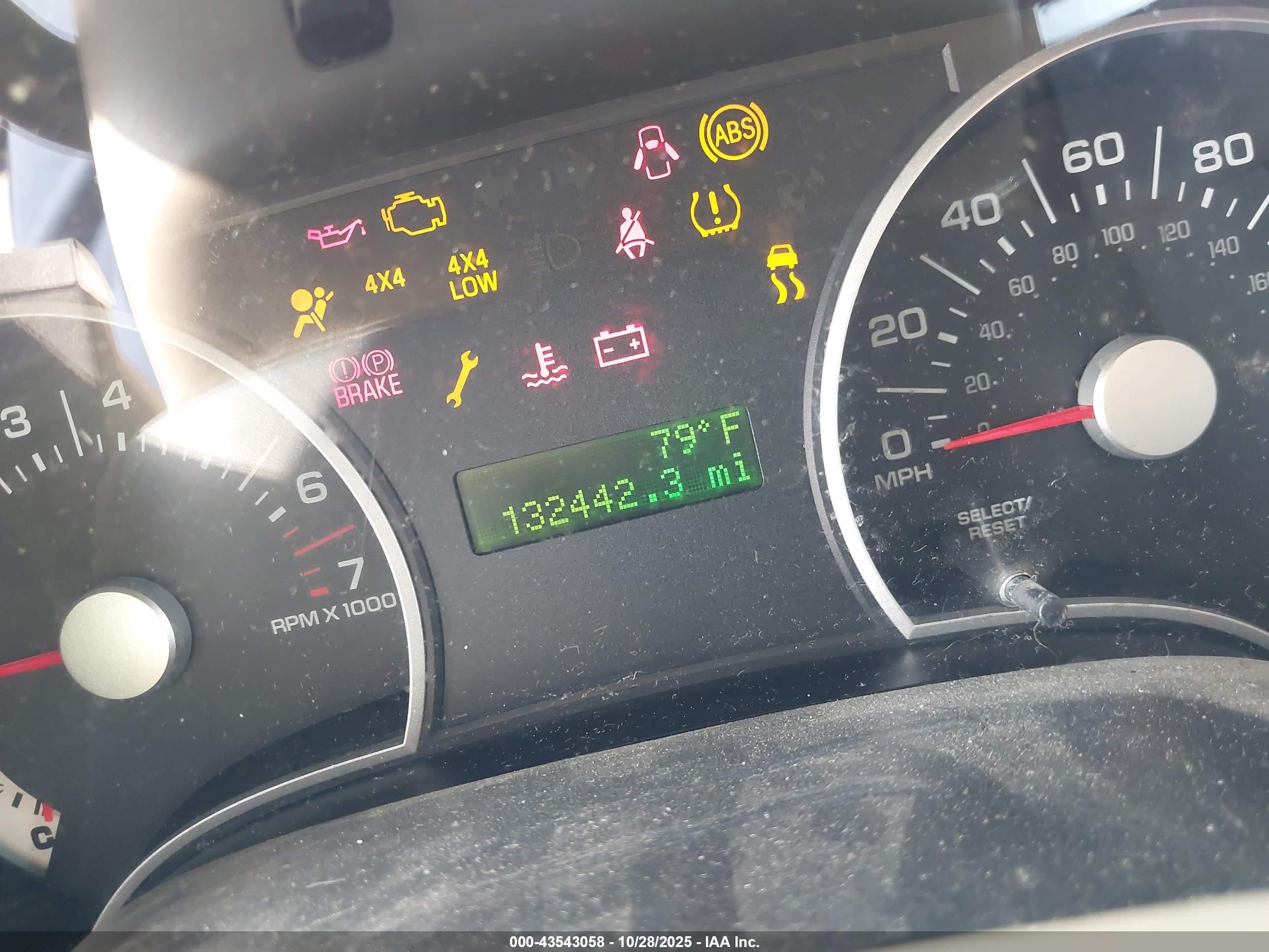 FORD EXPLORER image 7