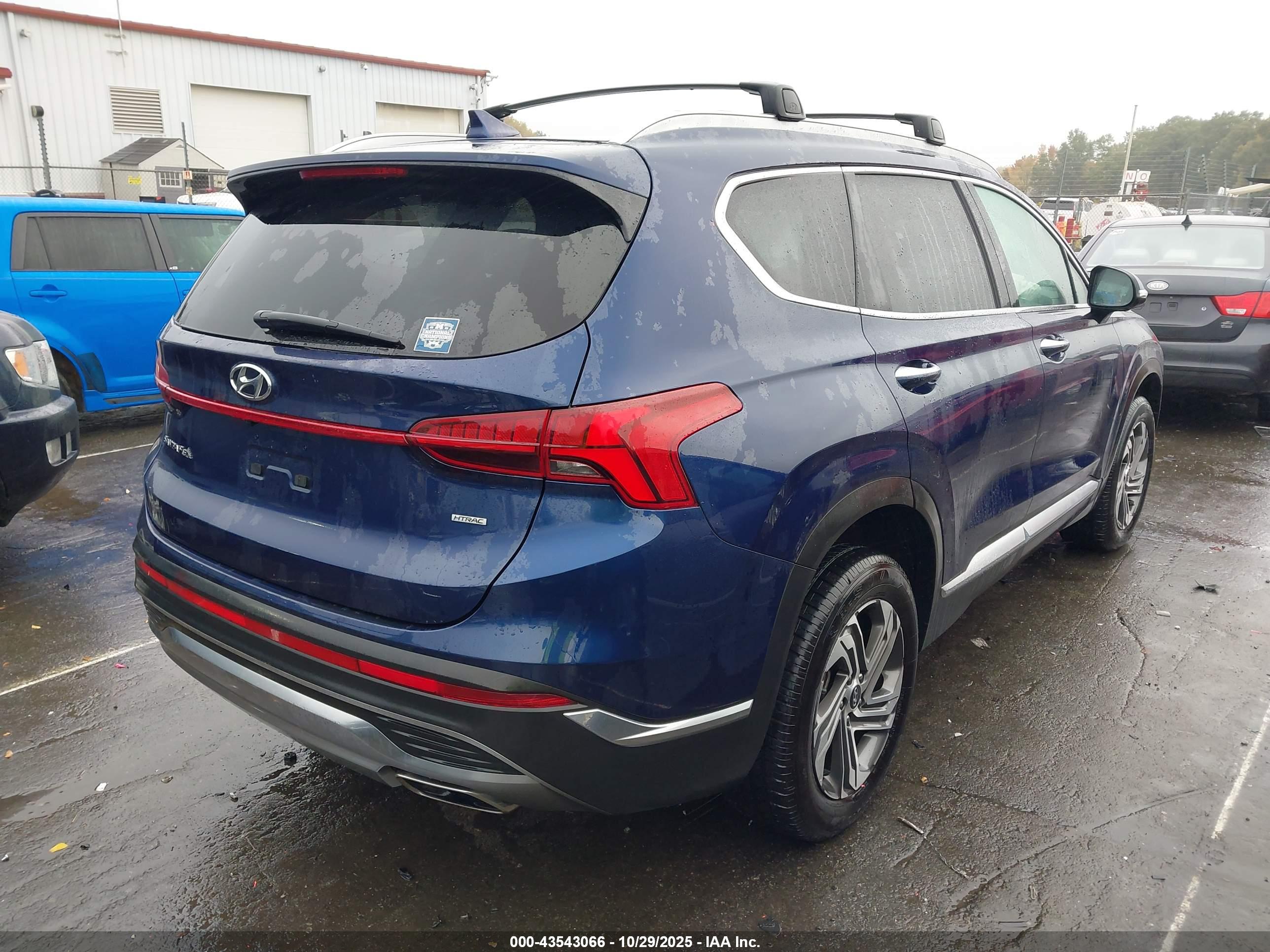 HYUNDAI SANTA image 4