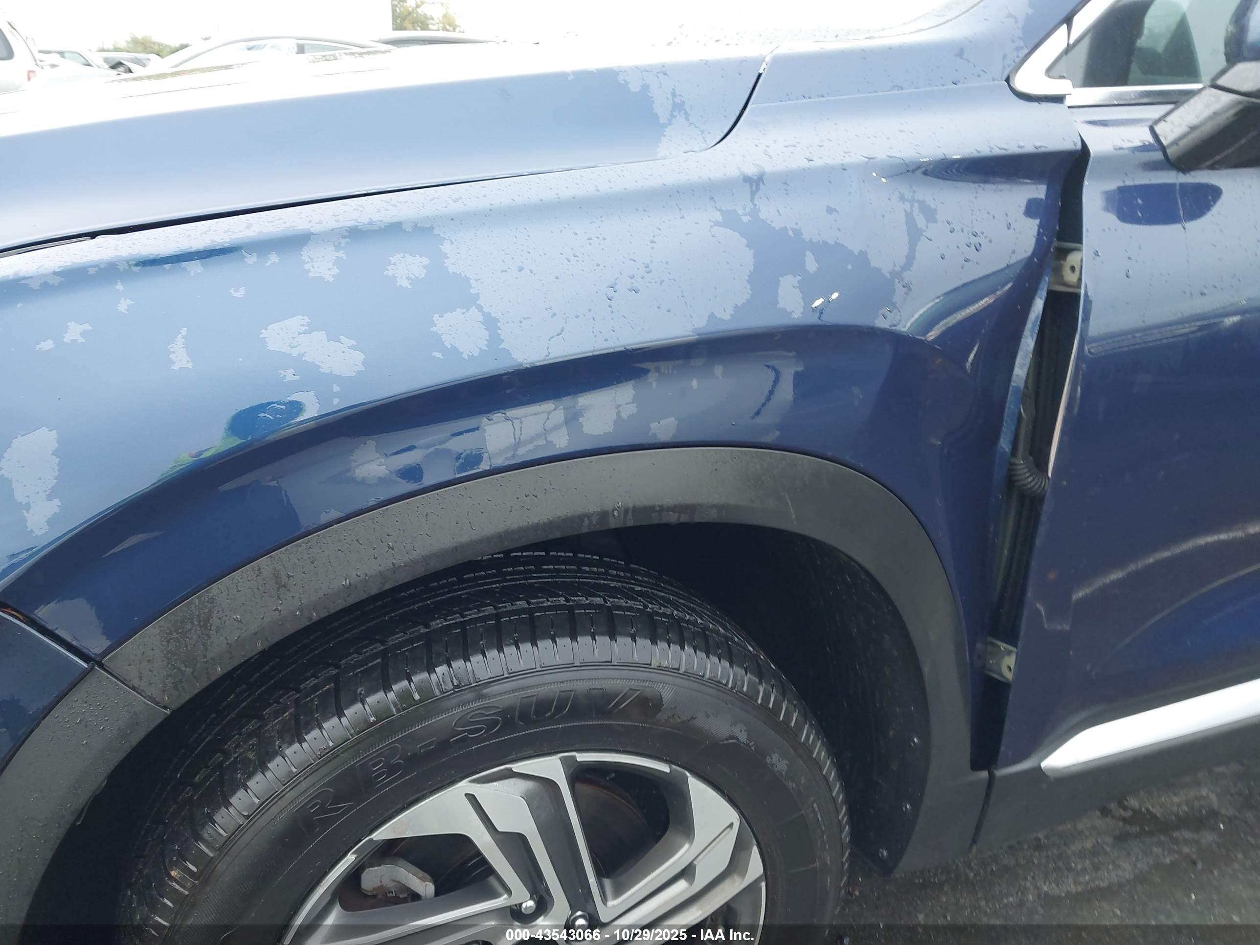 HYUNDAI SANTA image 6