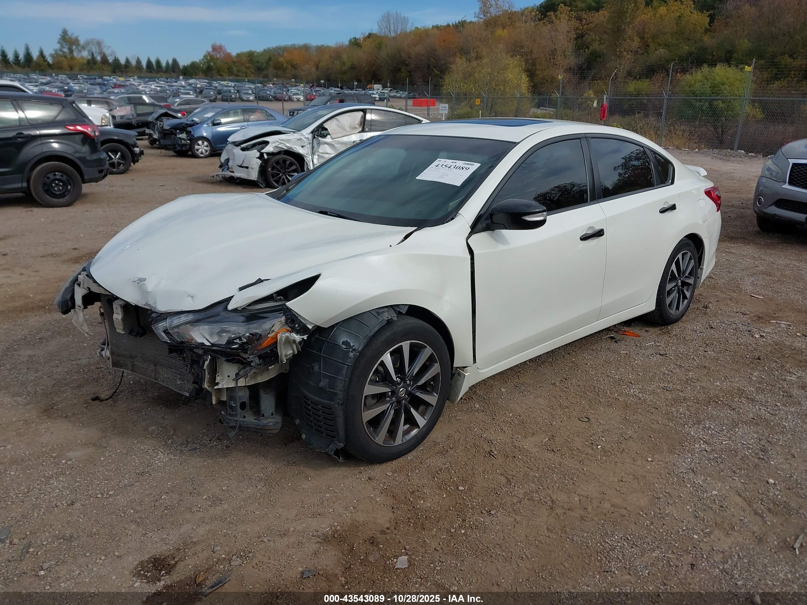 NISSAN ALTIMA image 2