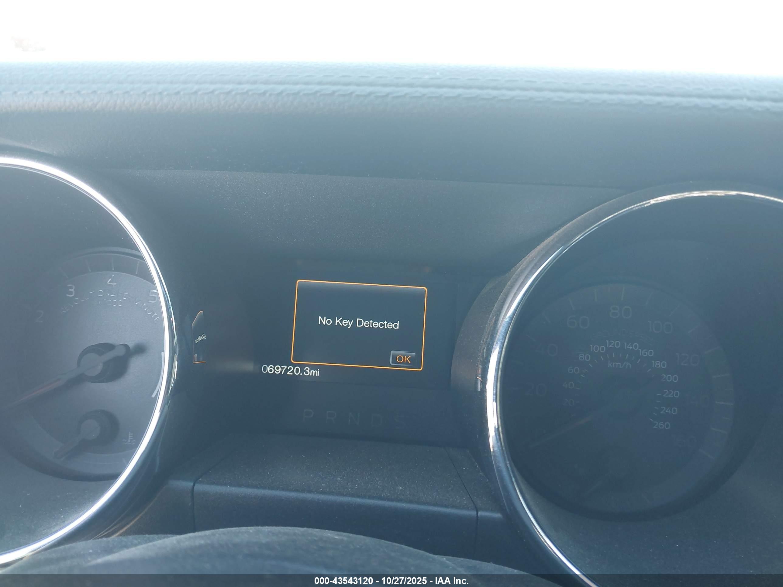 FORD MUSTANG image 7