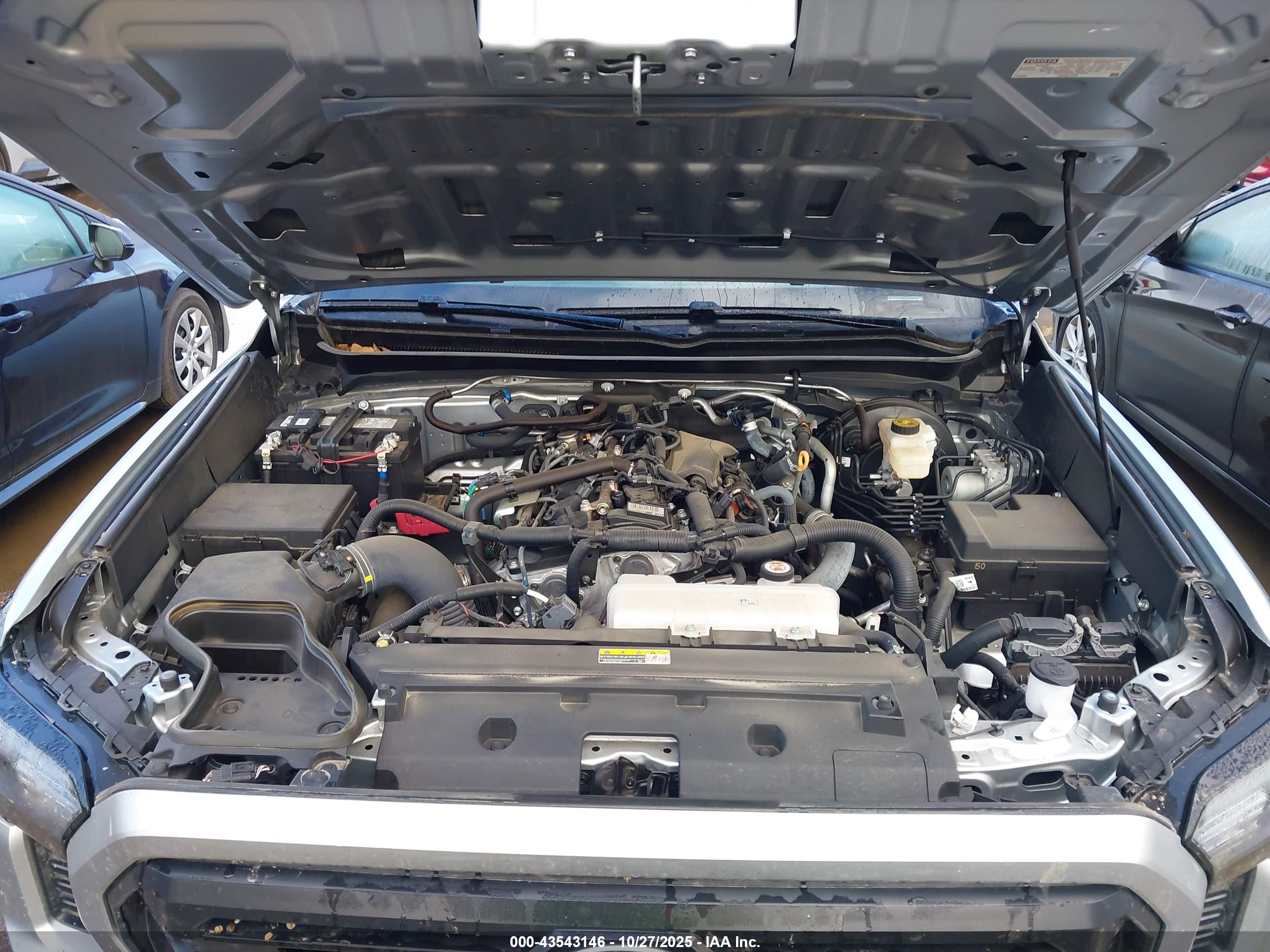 TOYOTA TACOMA image 10