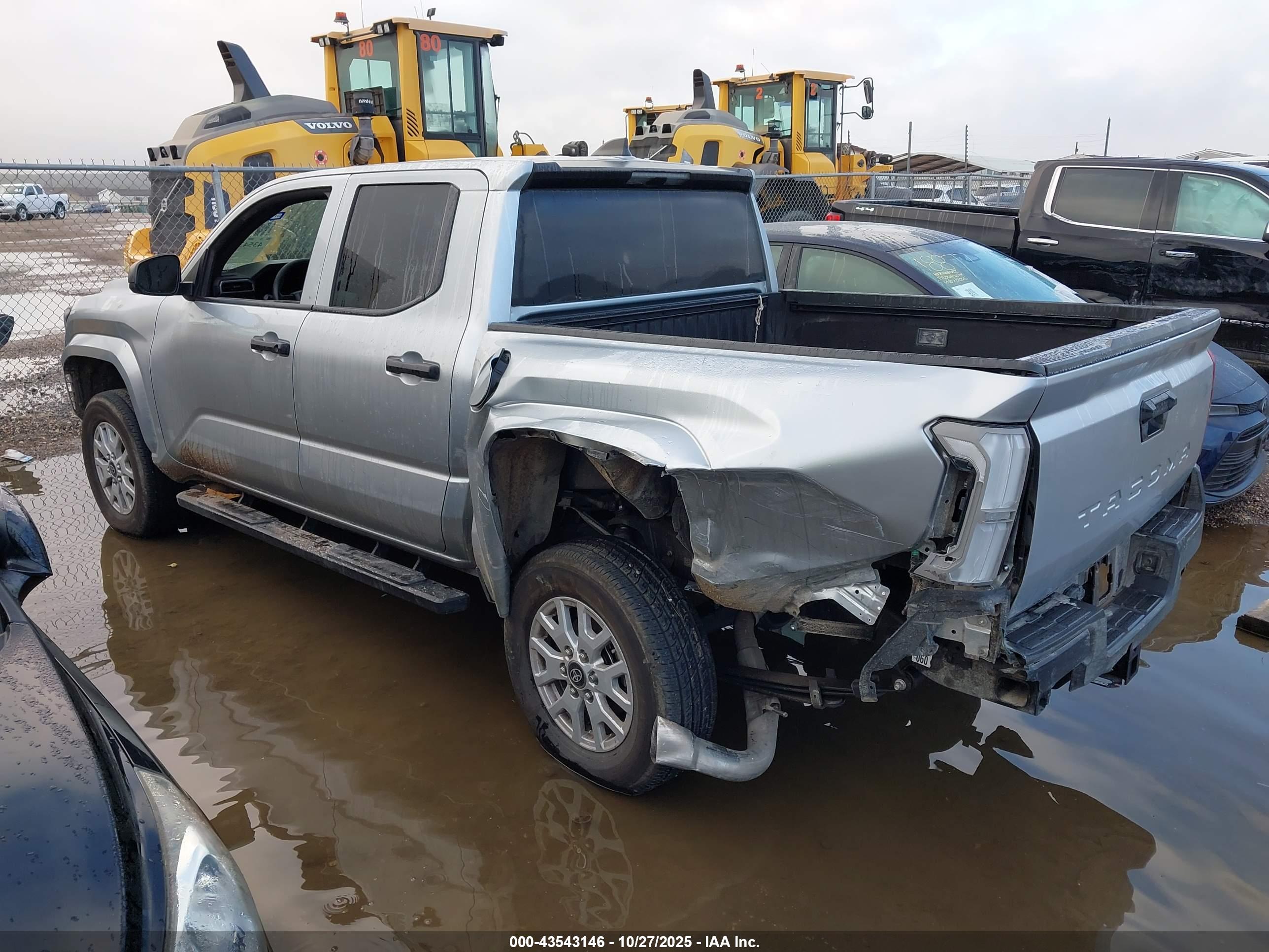 TOYOTA TACOMA image 3