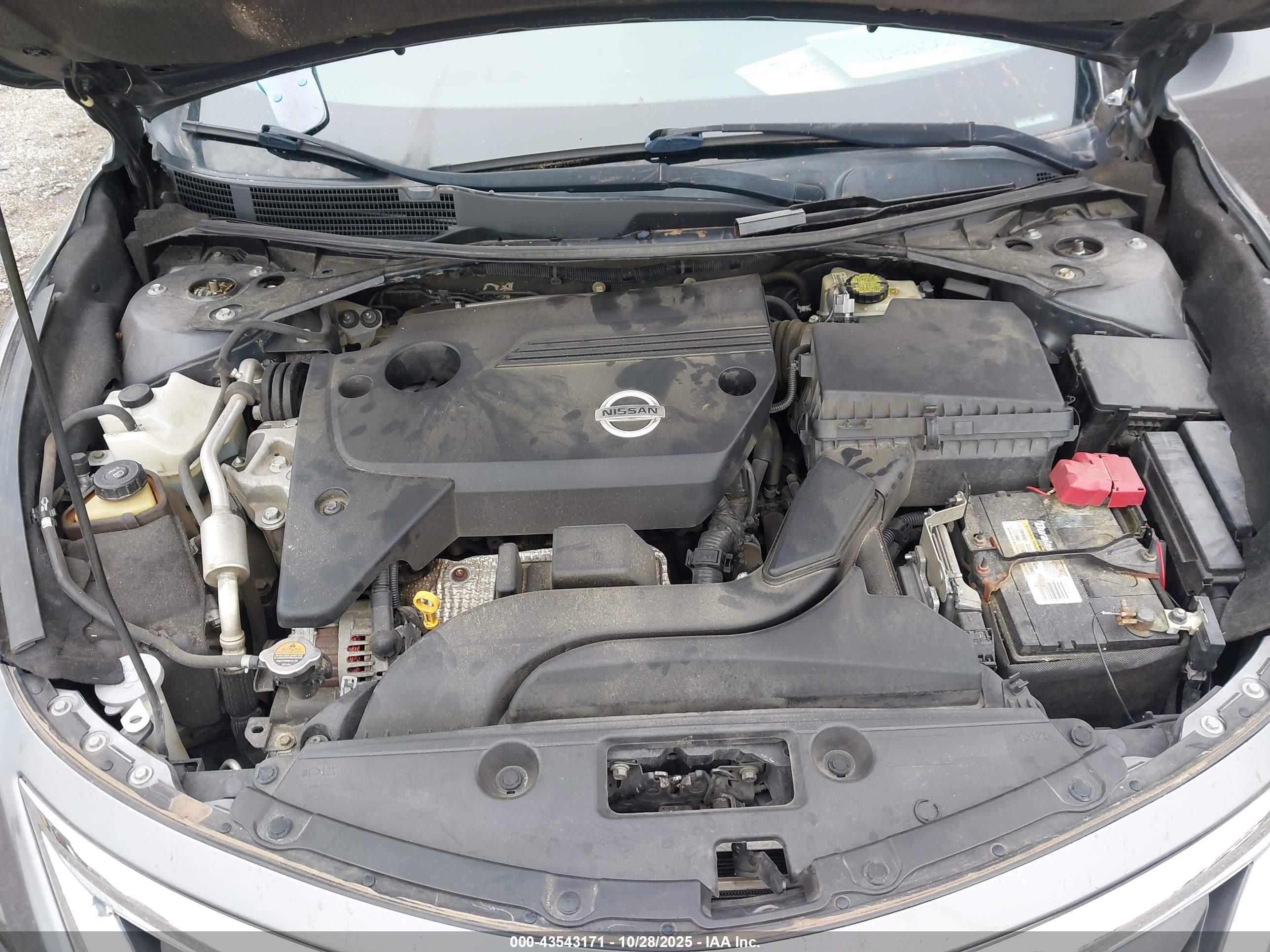 NISSAN ALTIMA image 10