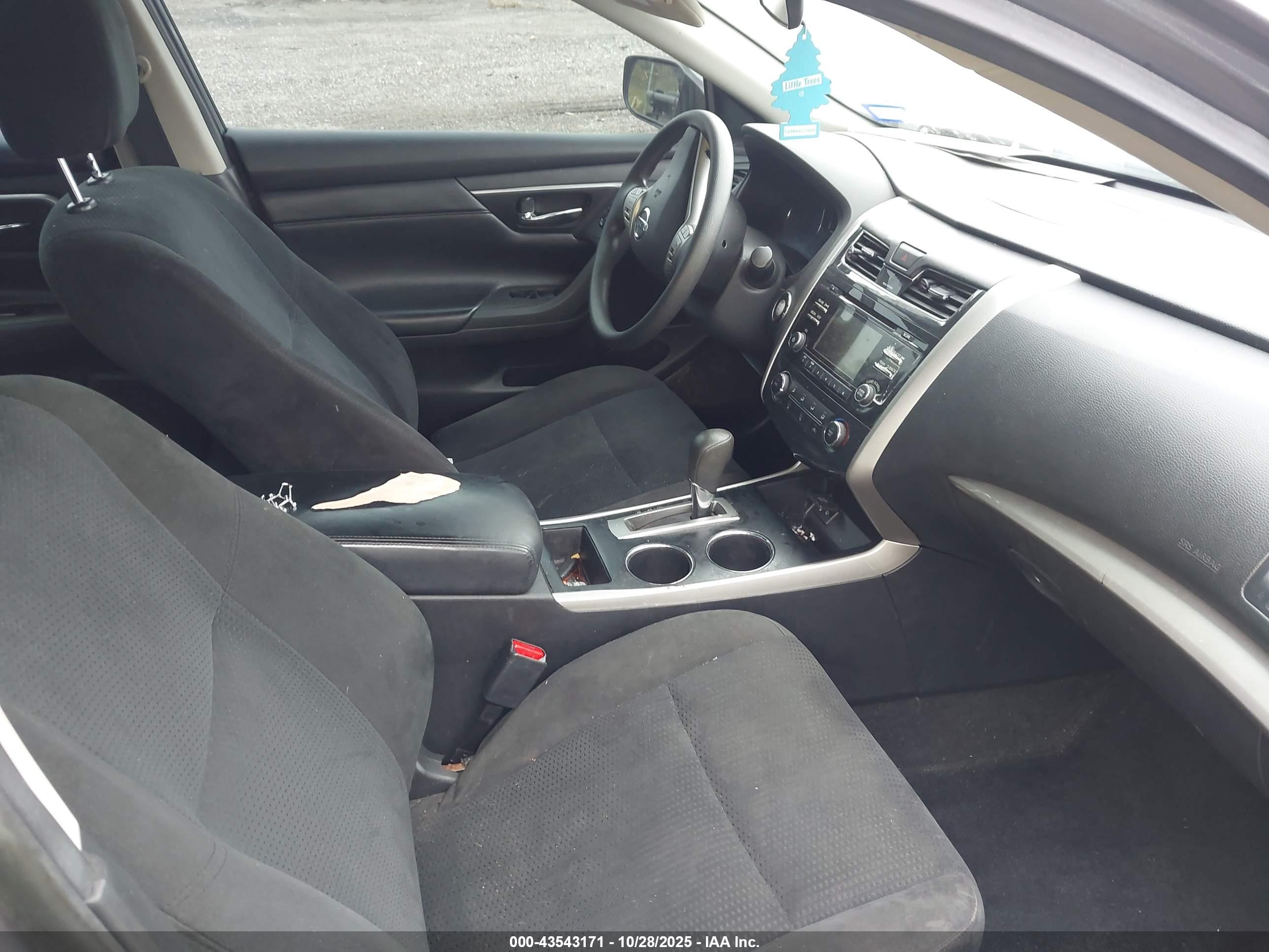NISSAN ALTIMA image 5