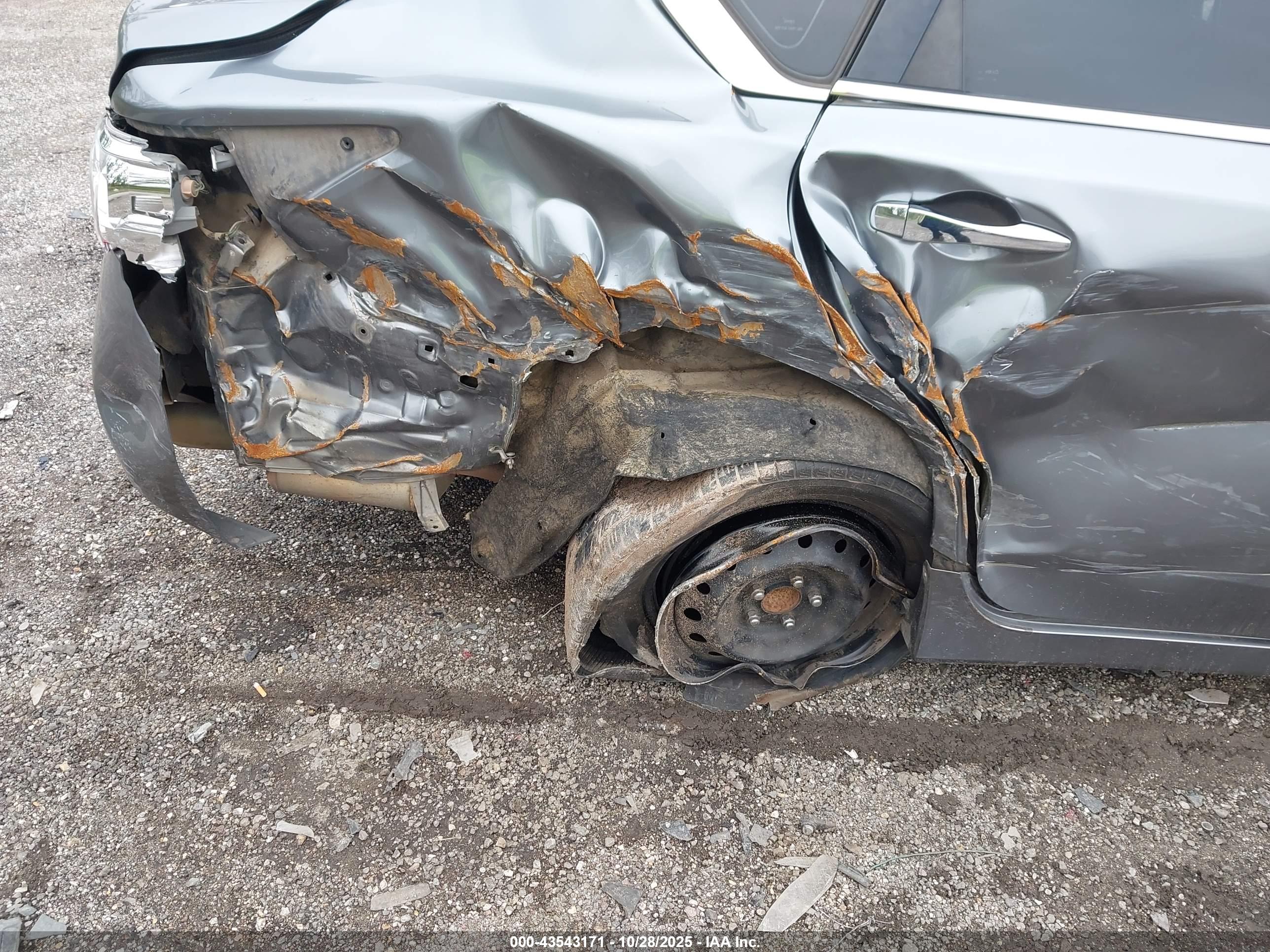 NISSAN ALTIMA image 6