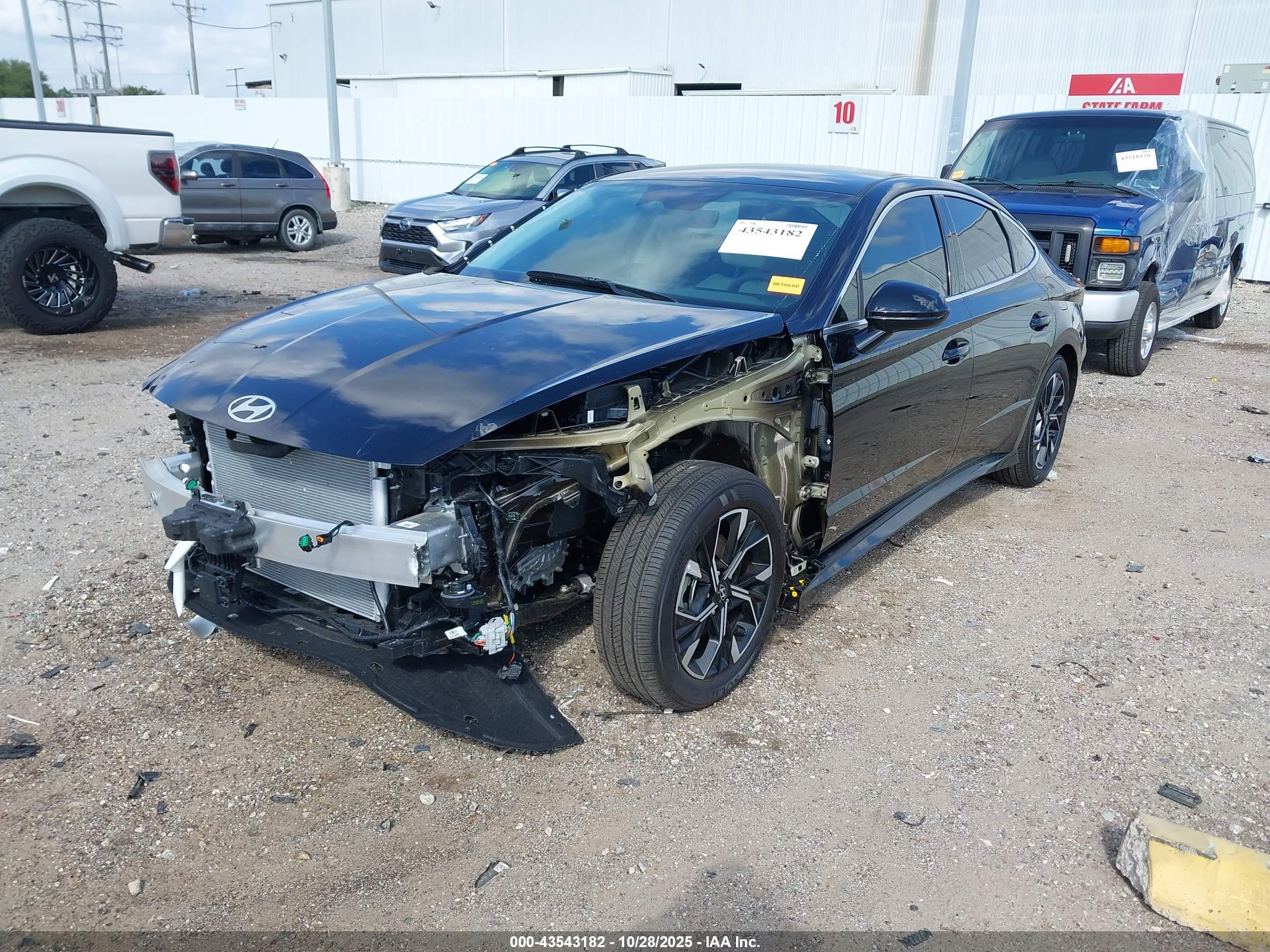 HYUNDAI SONATA image 2