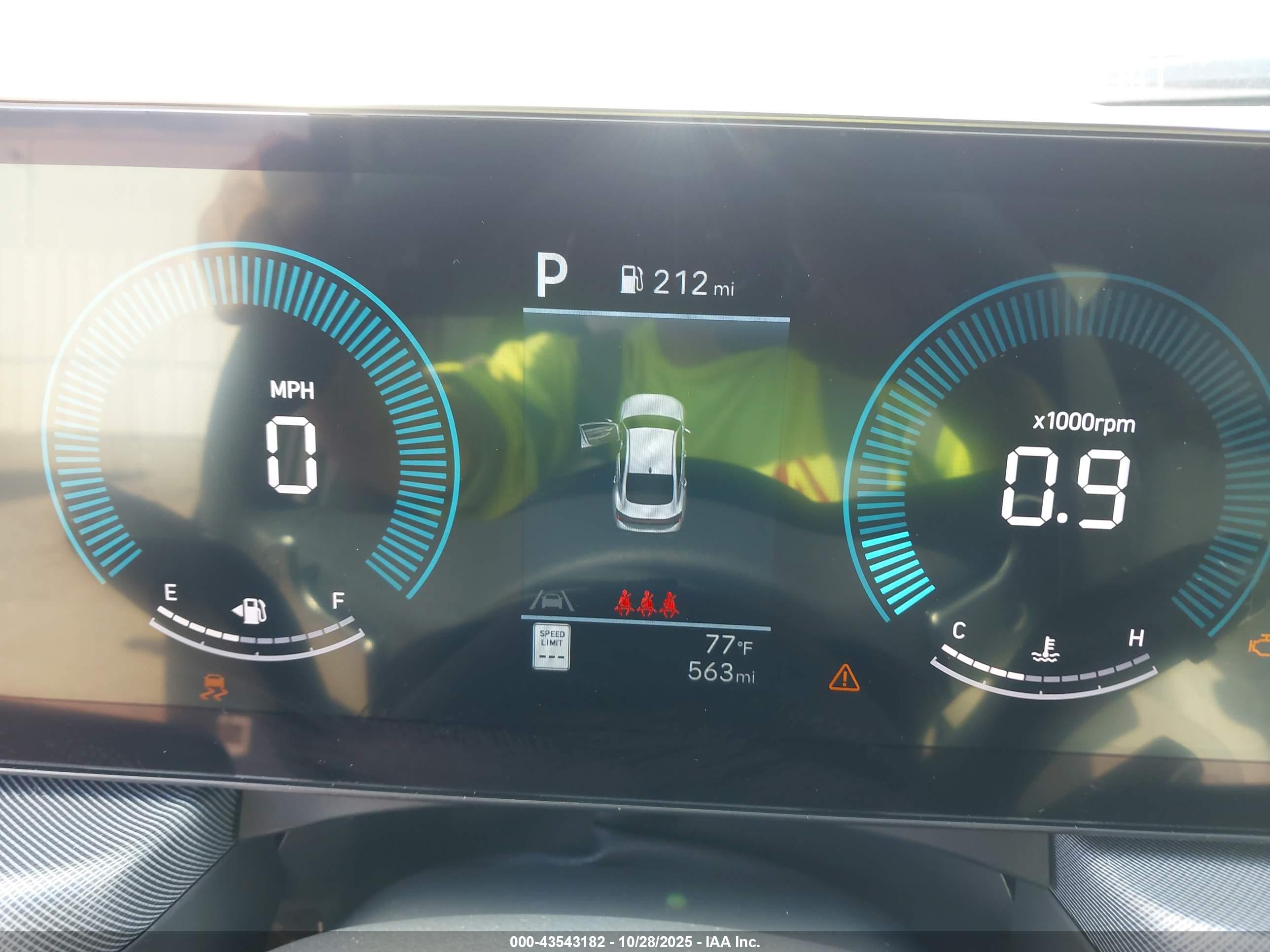 HYUNDAI SONATA image 7