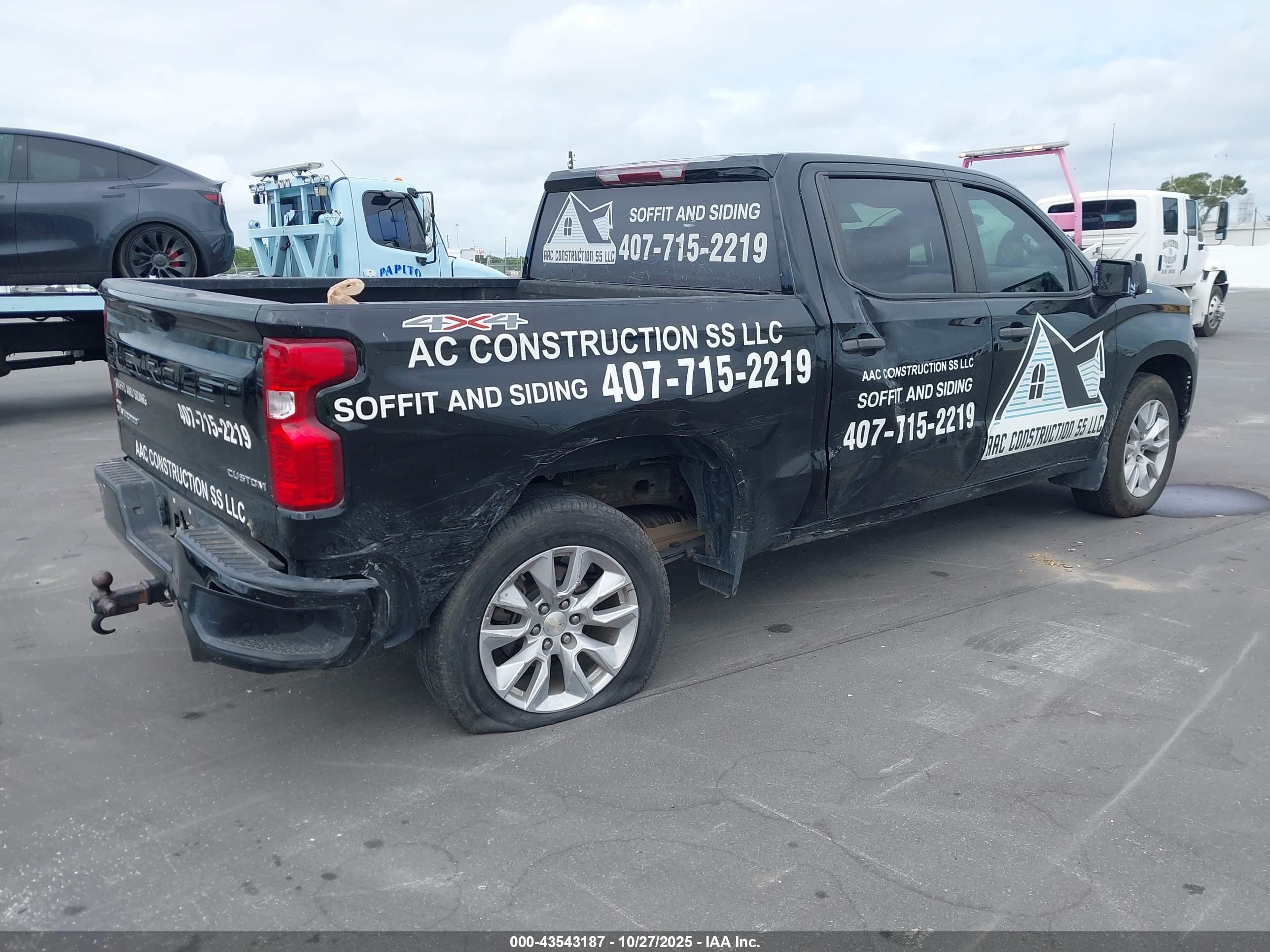 CHEVROLET SILVERADO image 4
