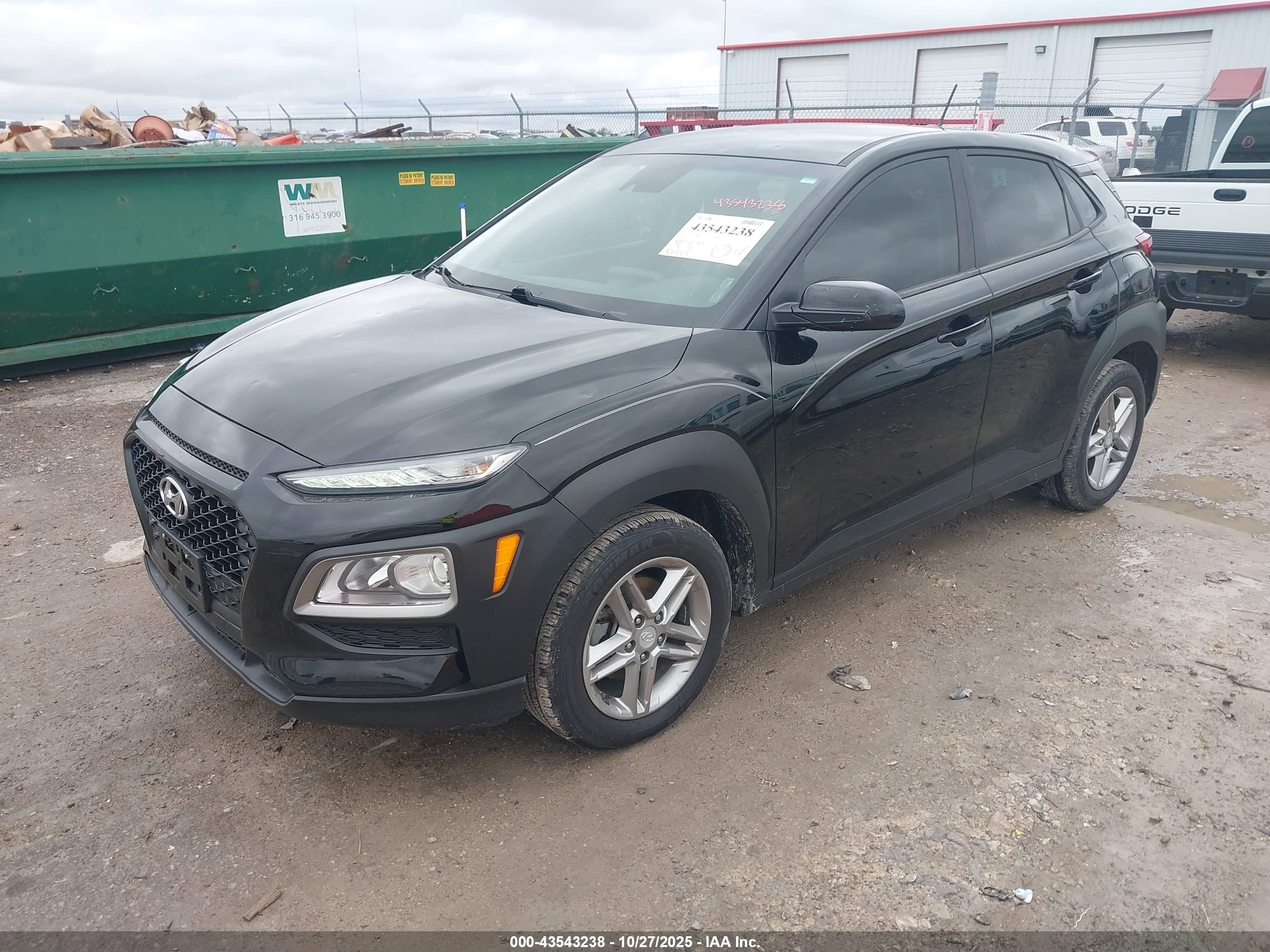 HYUNDAI KONA image 2