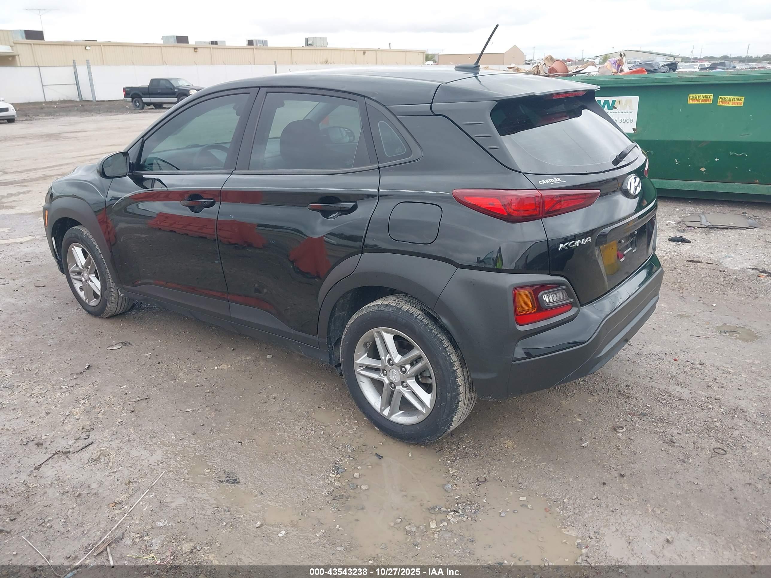 HYUNDAI KONA image 3
