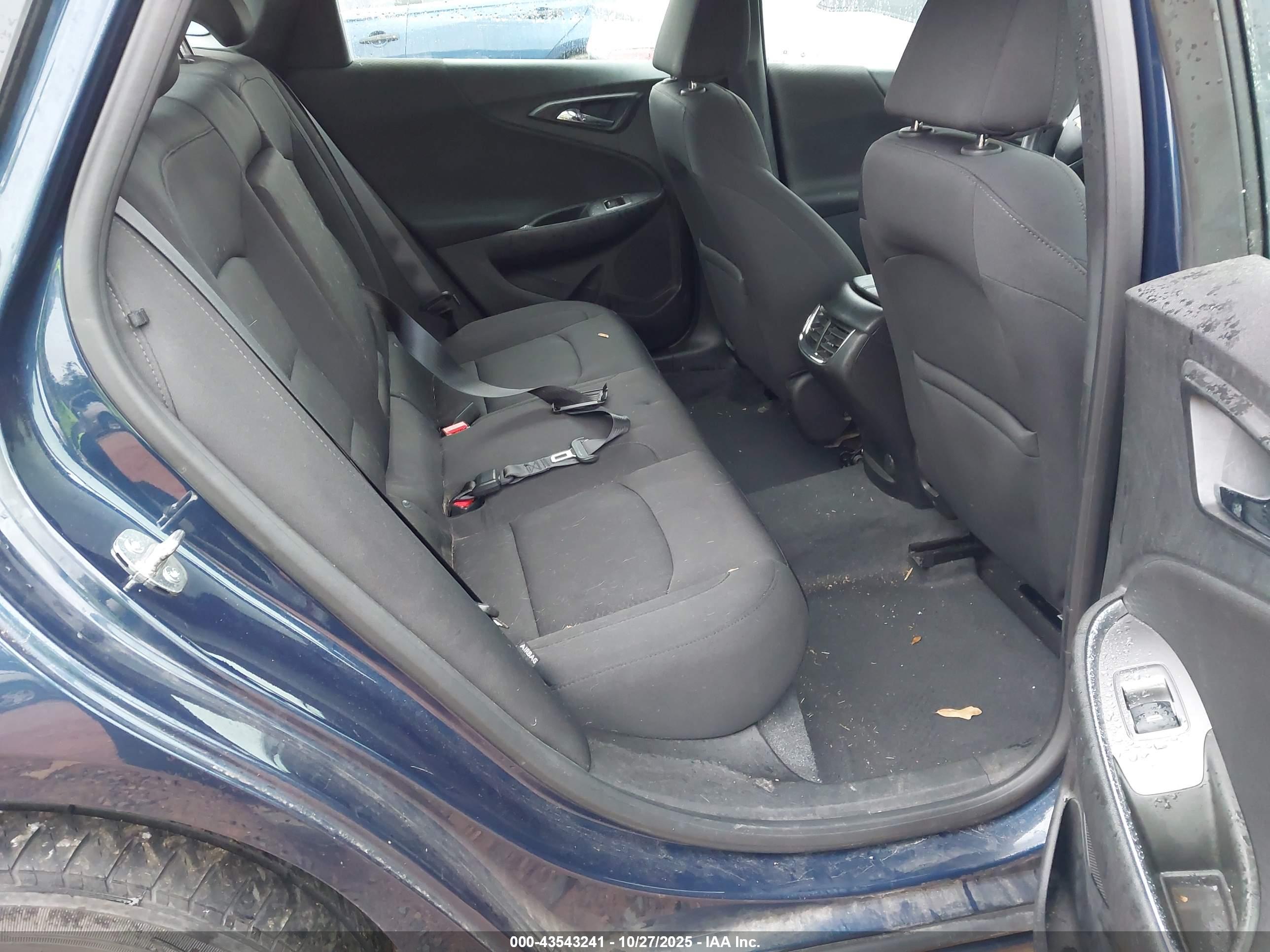 CHEVROLET MALIBU image 8