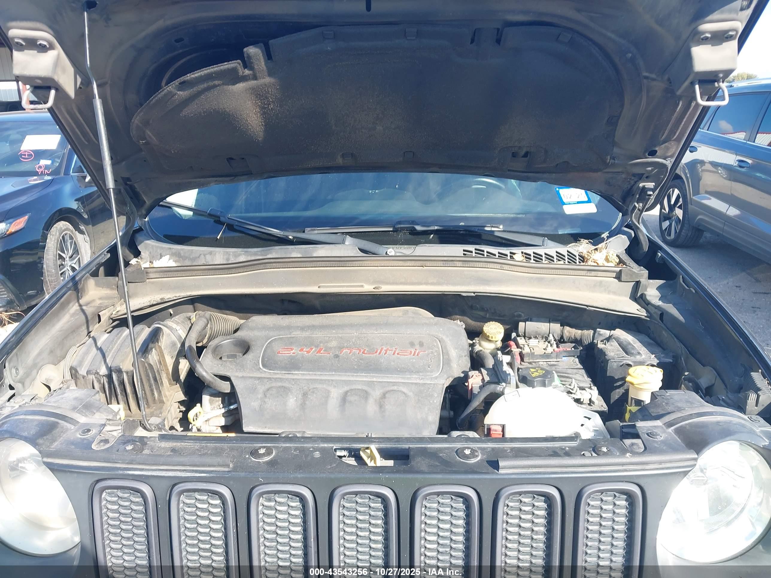 JEEP RENEGADE image 10
