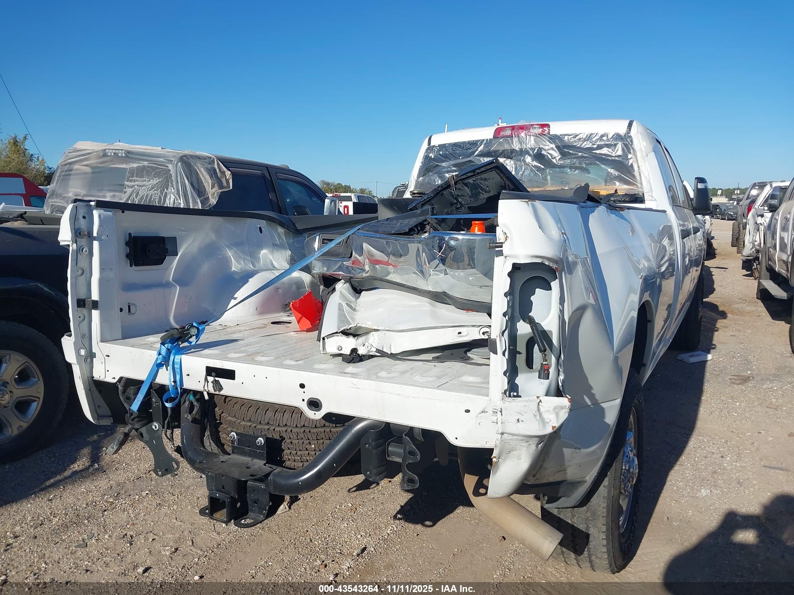 RAM 2500 image 4
