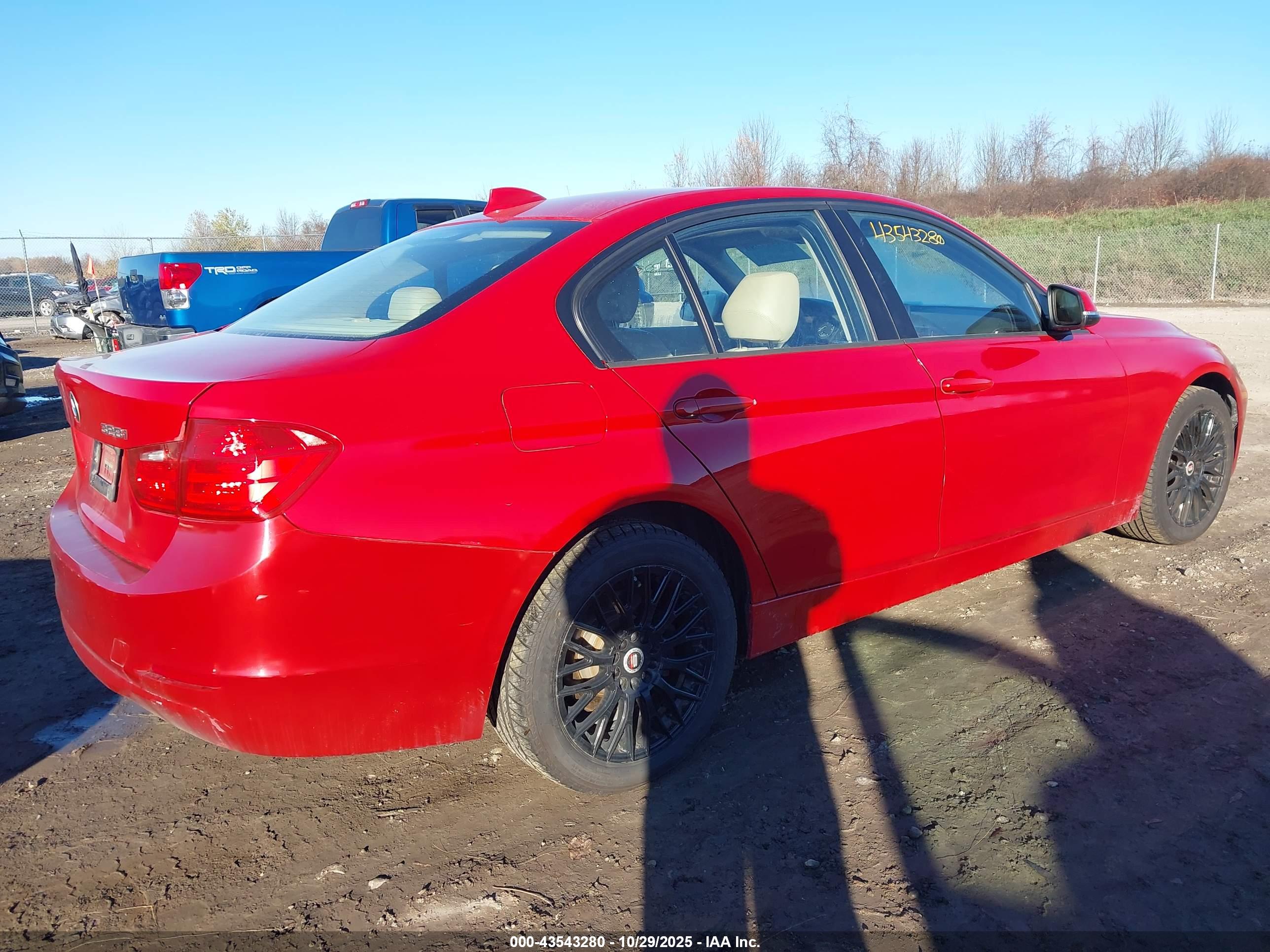 BMW 328I image 4