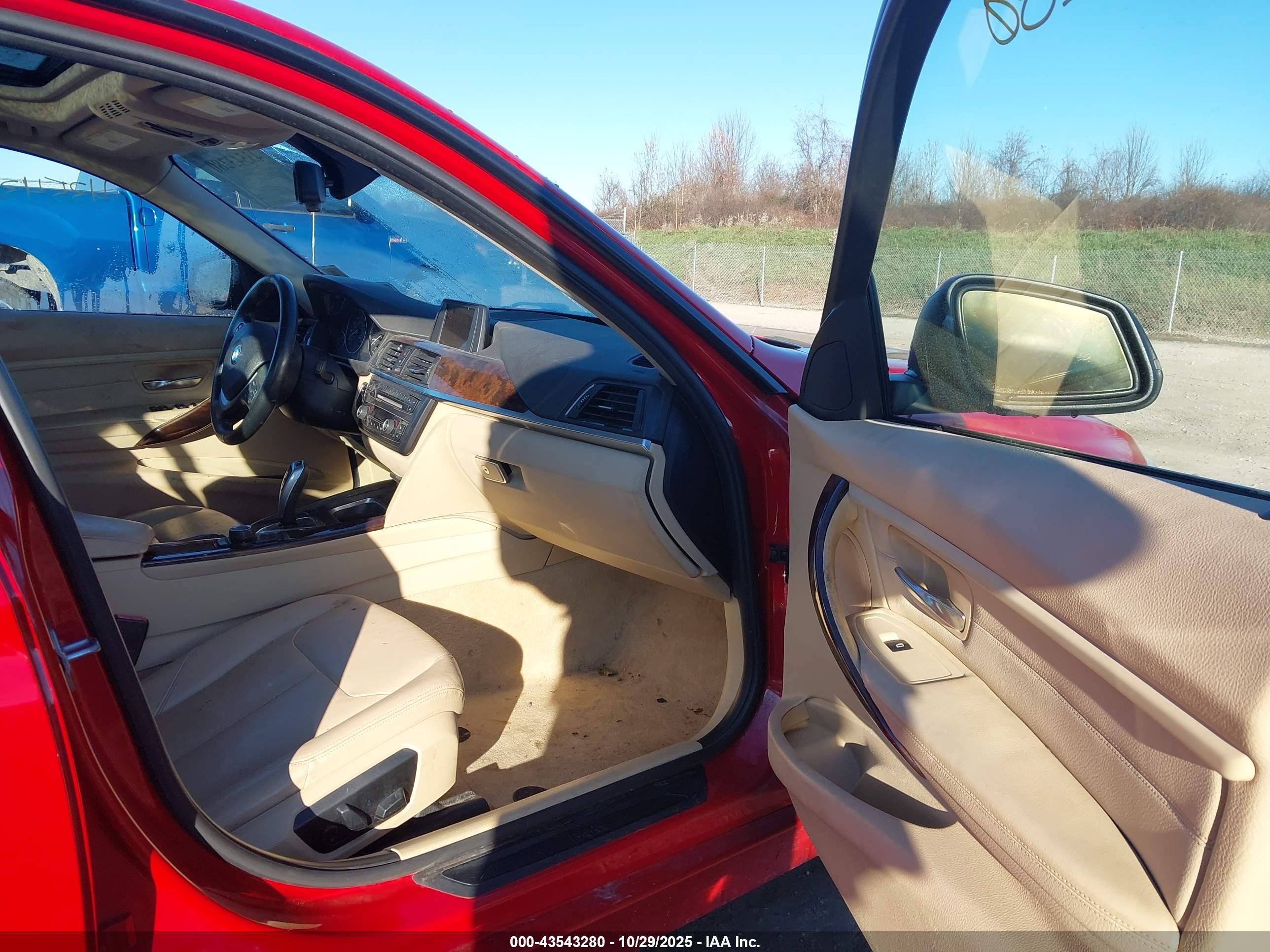 BMW 328I image 5