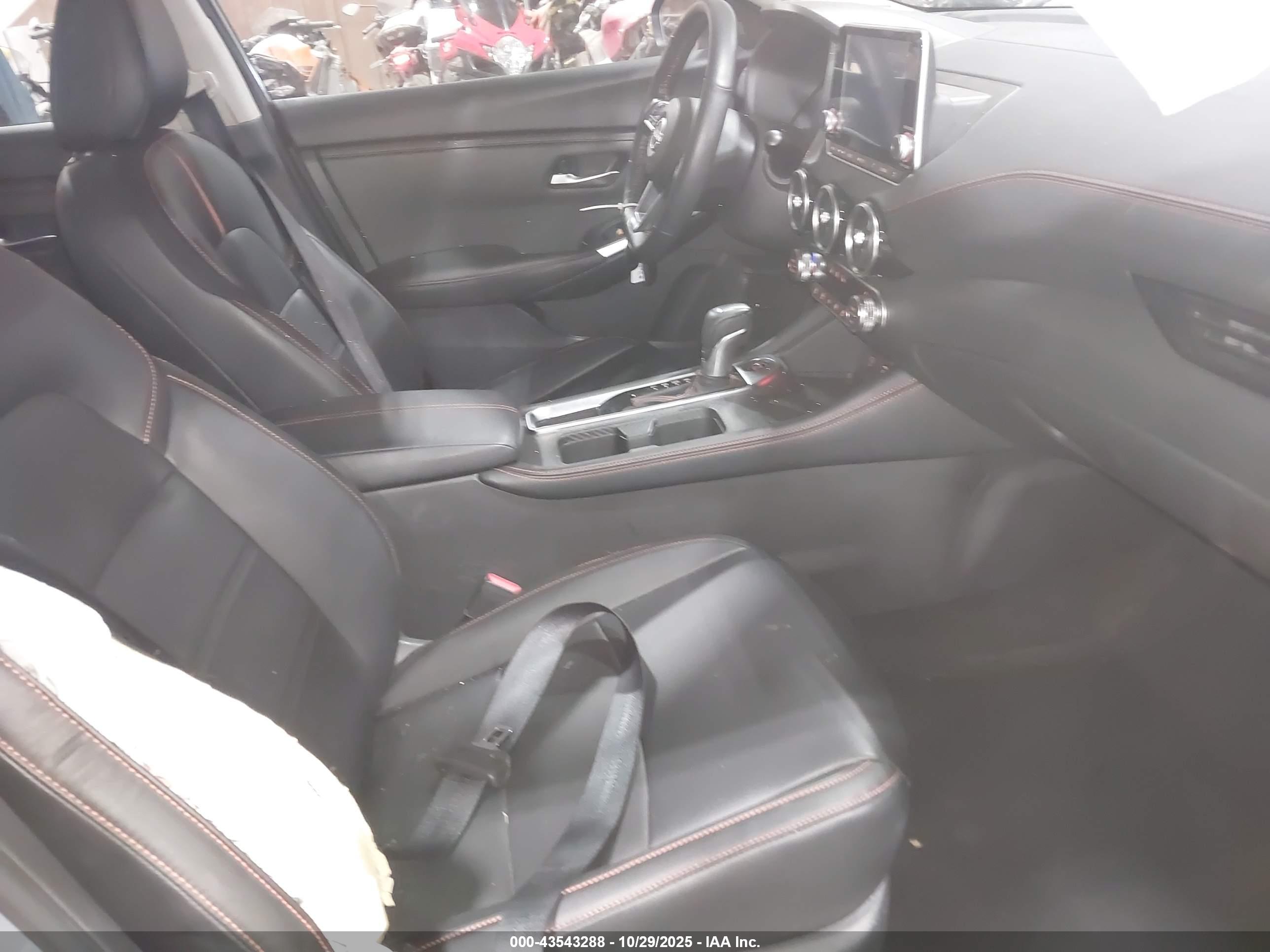 NISSAN SENTRA image 5