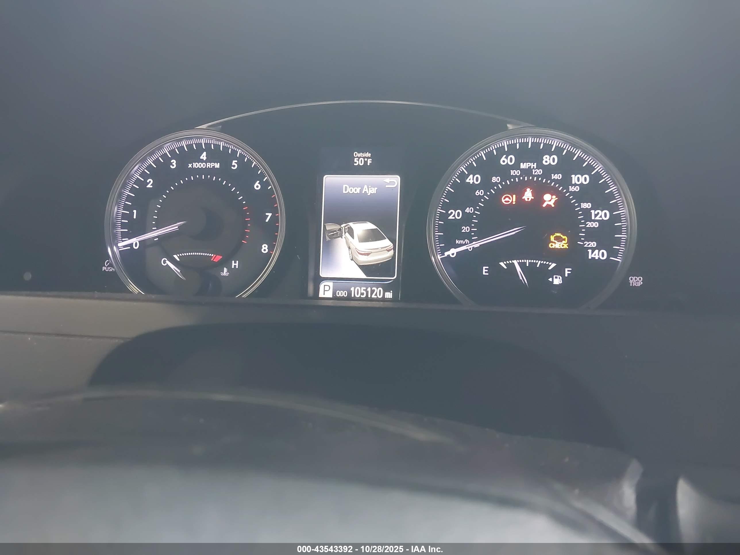 TOYOTA CAMRY image 7