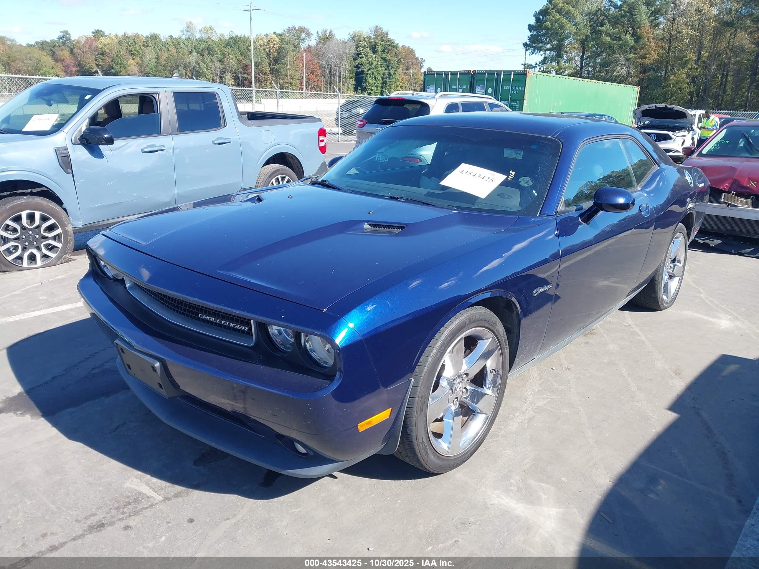 DODGE CHALLENGER image 2