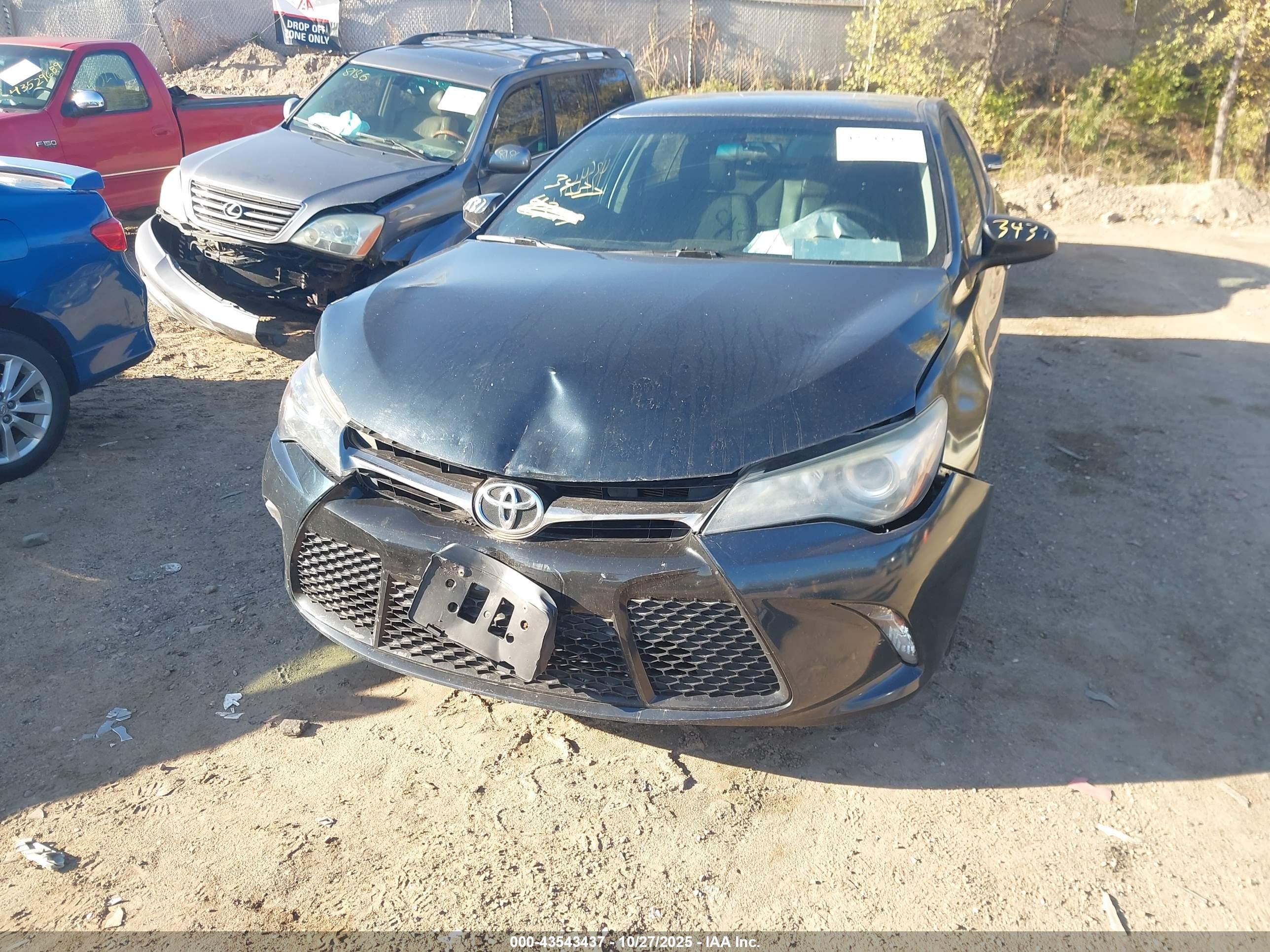 TOYOTA CAMRY image 6