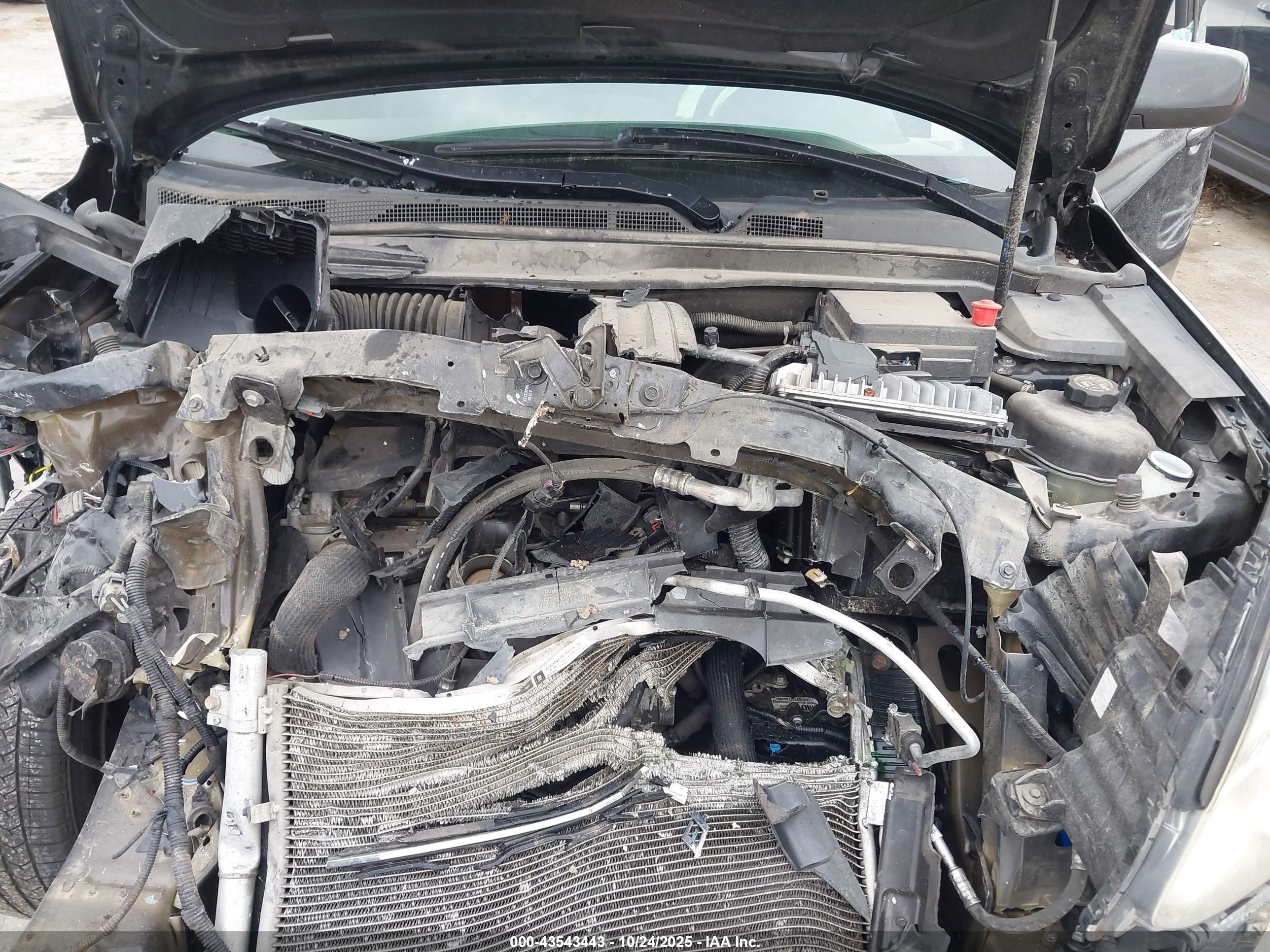 CHEVROLET EQUINOX image 10