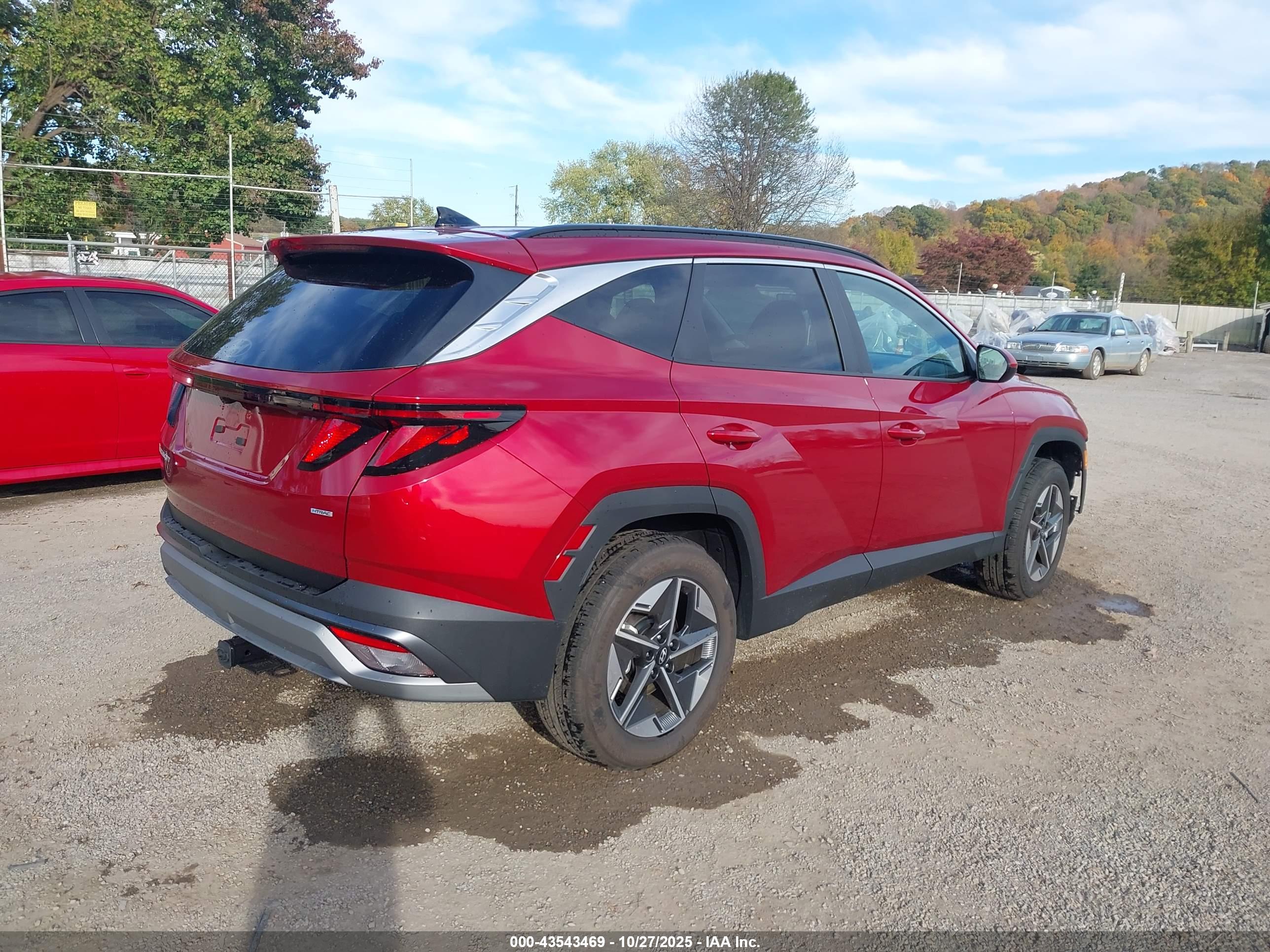 HYUNDAI TUCSON image 4