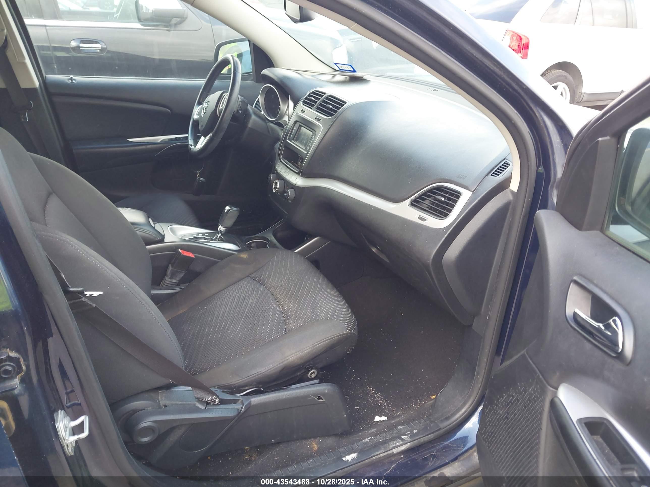 DODGE JOURNEY image 5