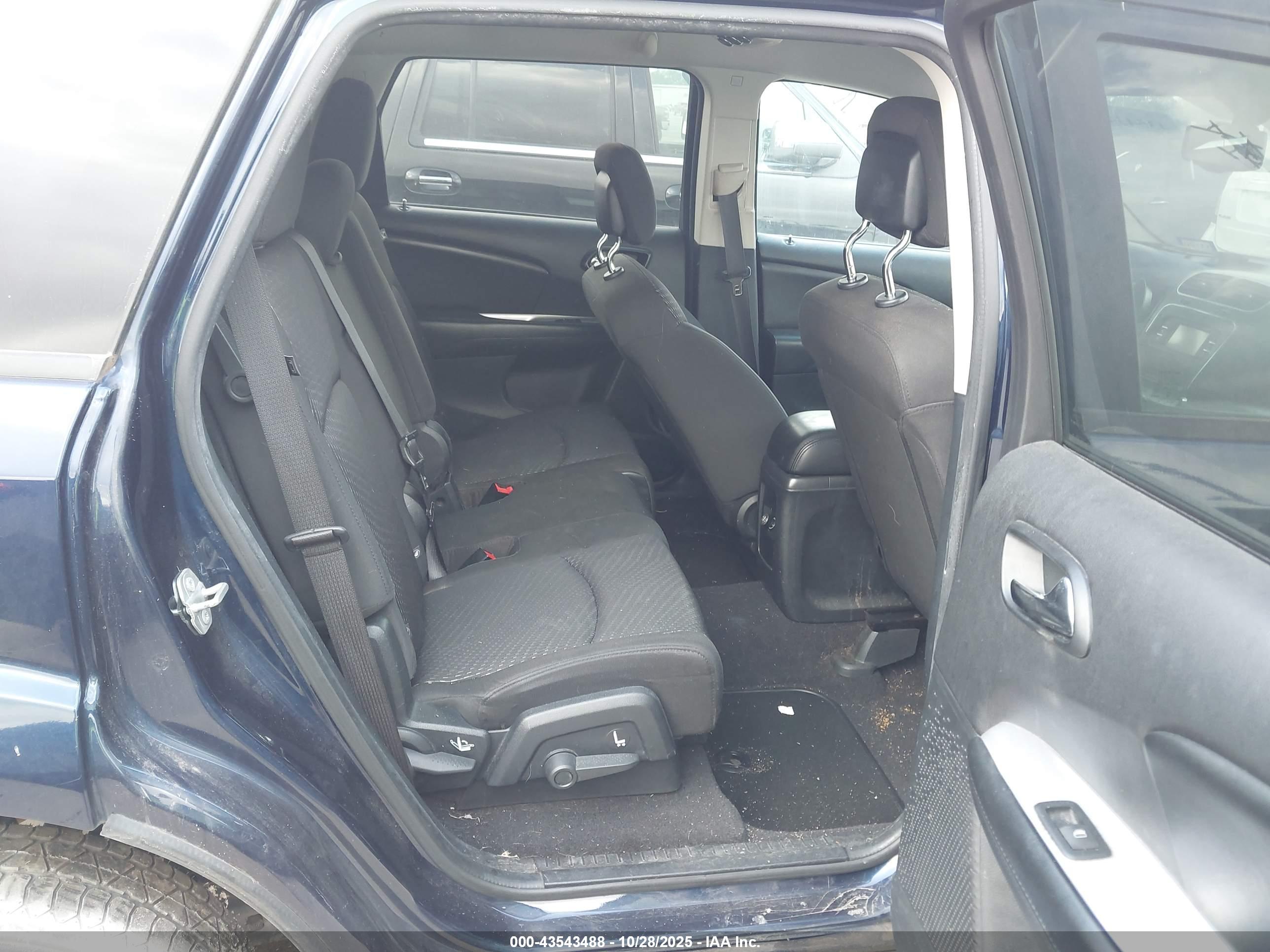 DODGE JOURNEY image 8
