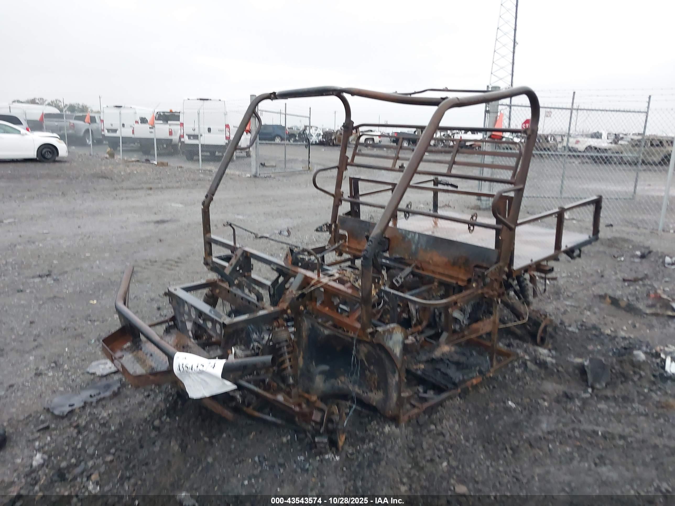 KAWASAKI KAF820 image 2